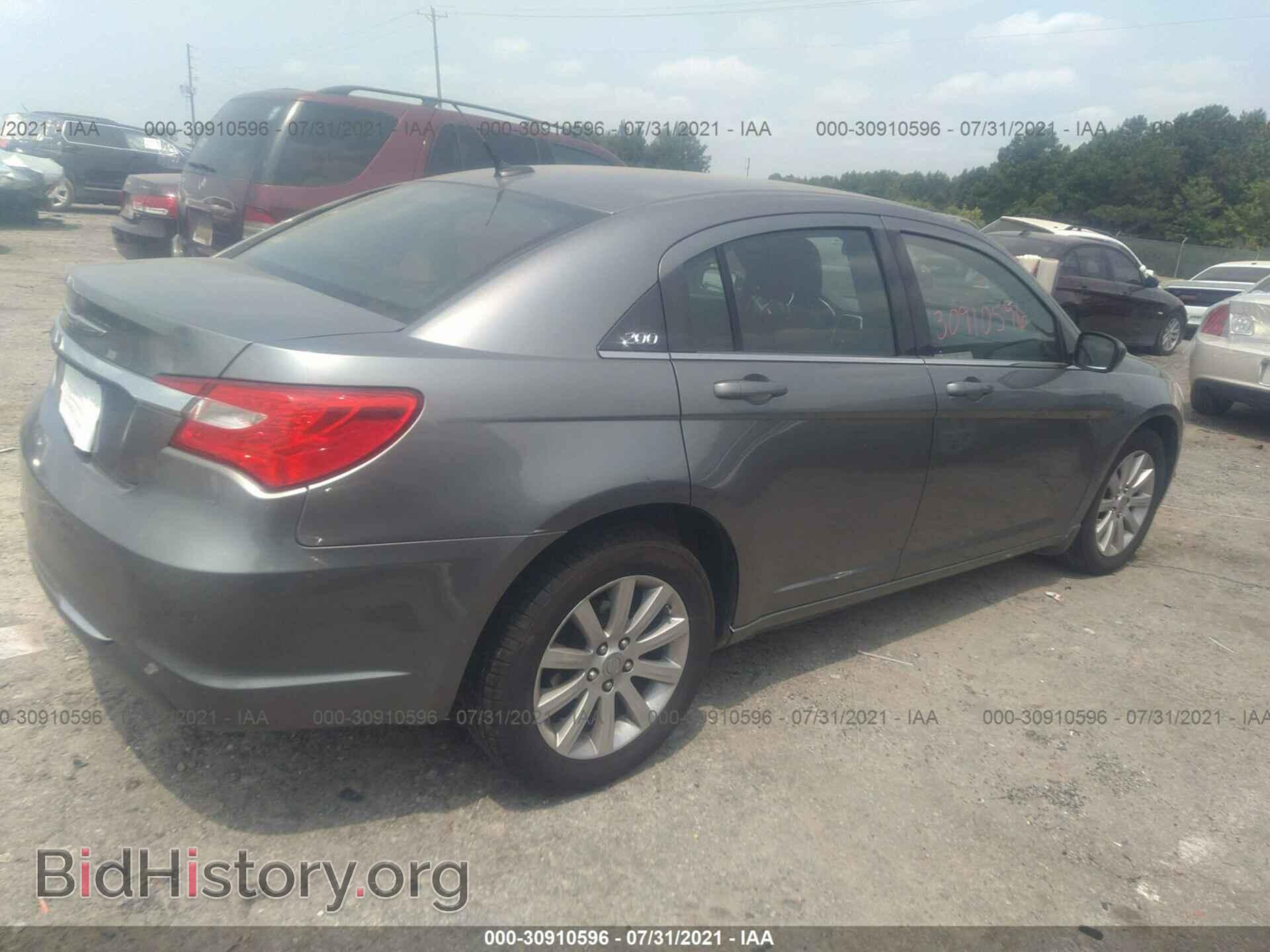 2012 CHRYSLER 200 - VIN: 1C3CCBBB4CN106493 - Фото 4