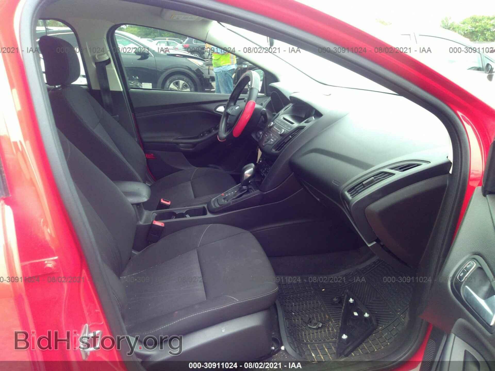 2017 FORD FOCUS - VIN: 1FADP3FE2HL222556 - Photo 5