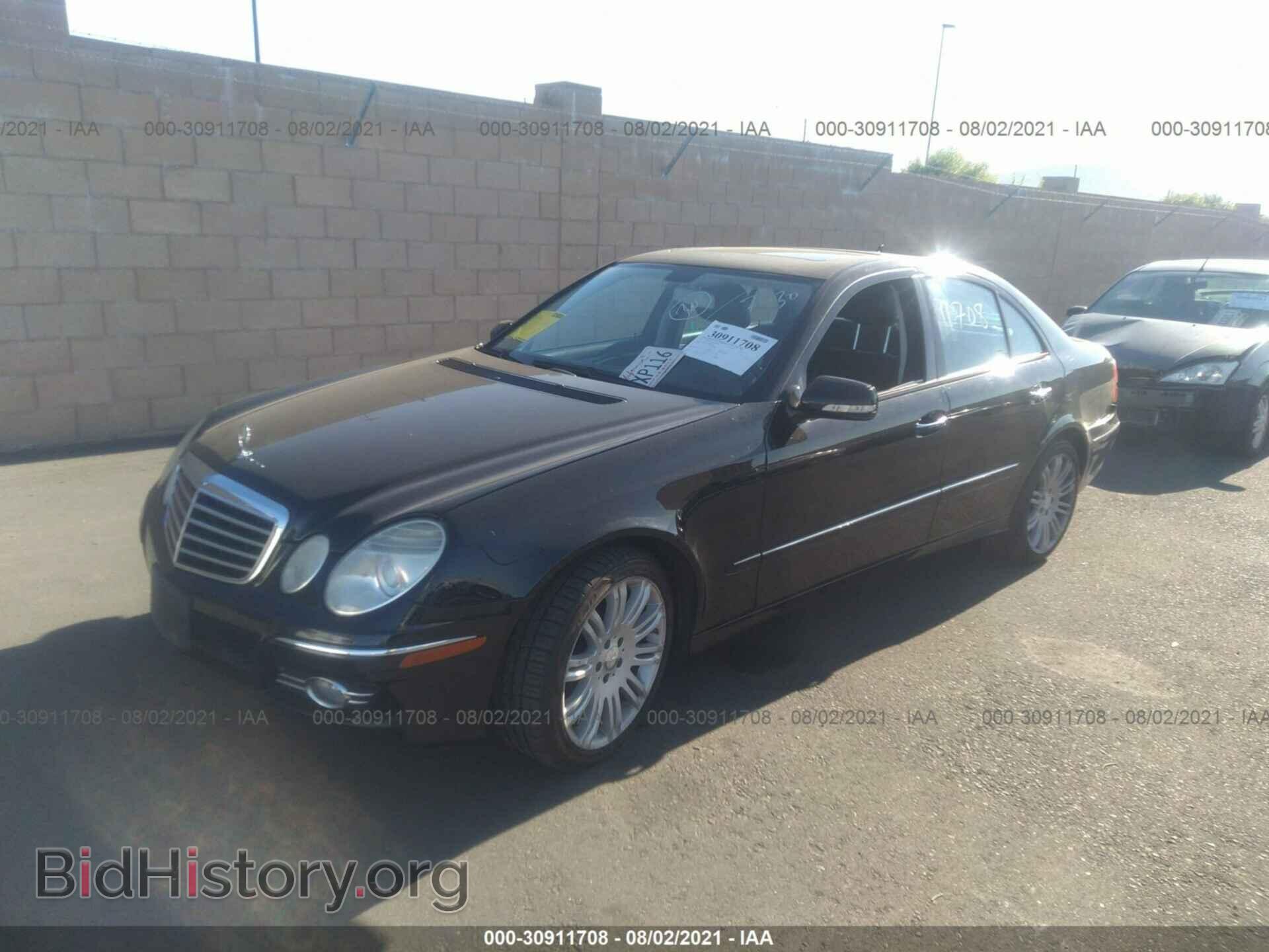 2008 MERCEDES-BENZ E-CLASS - VIN: WDBUF56X98B187514 - Фото 2
