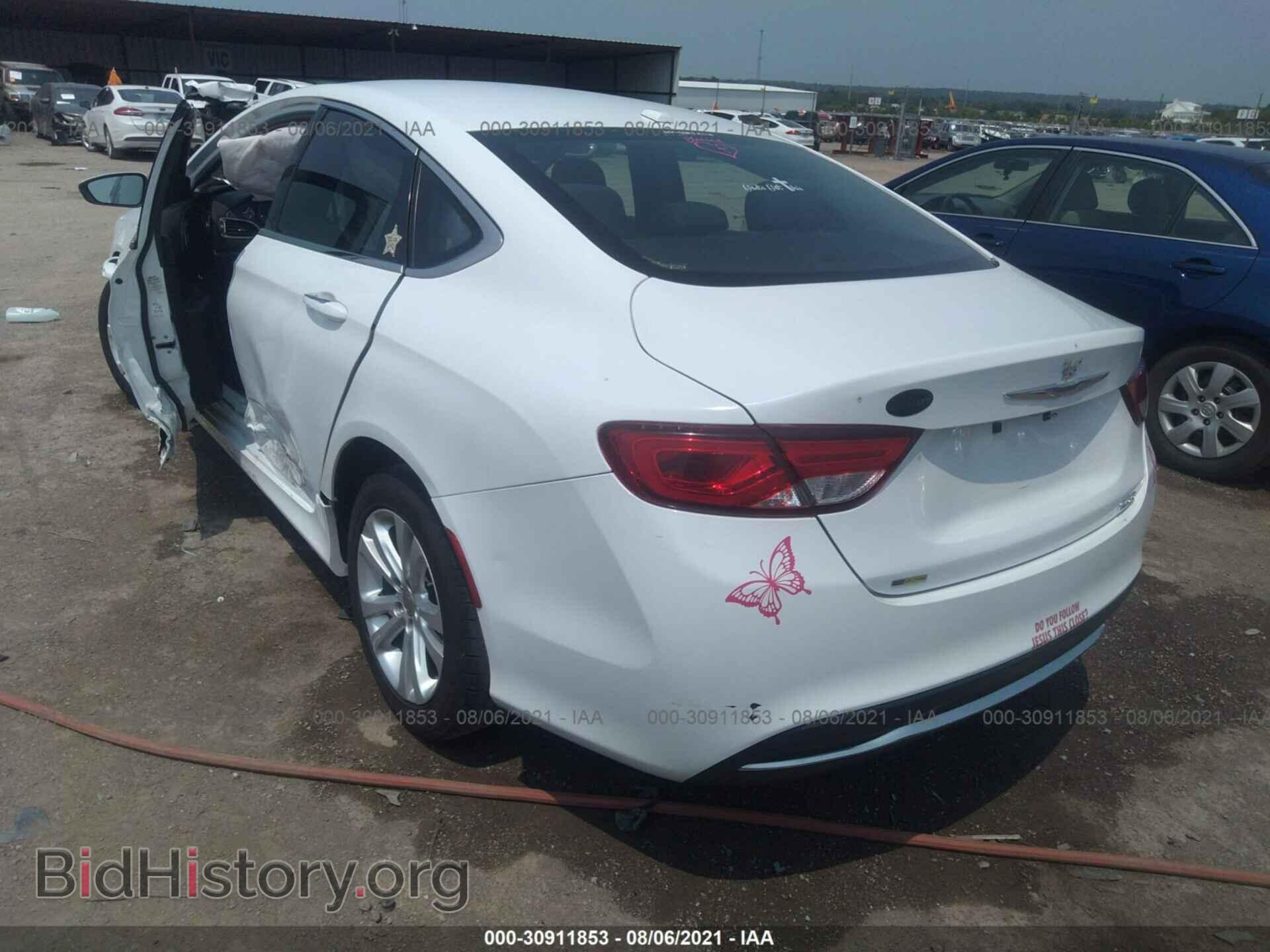 2016 CHRYSLER 200 - VIN: 1C3CCCAB6GN105777 - Фото 3