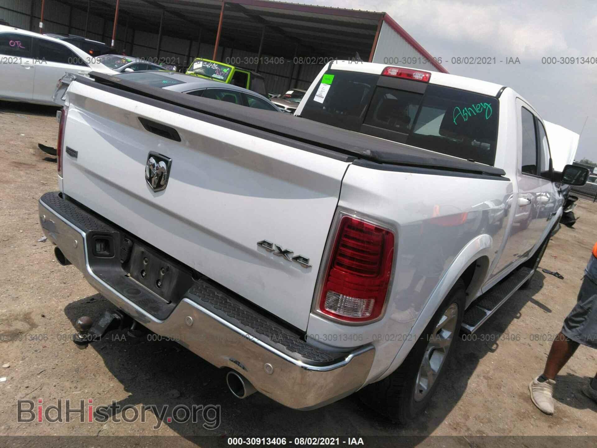 2017 RAM 1500 - VIN: 1C6RR7NM1HS876892 - Фото 4