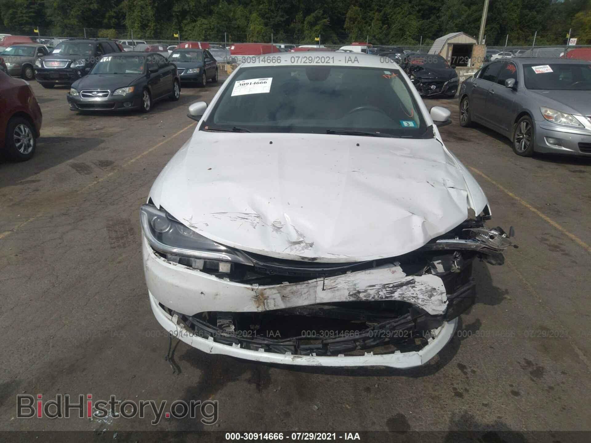 2015 CHRYSLER 200 - VIN: 1C3CCCAB3FN637972 - Photo 6