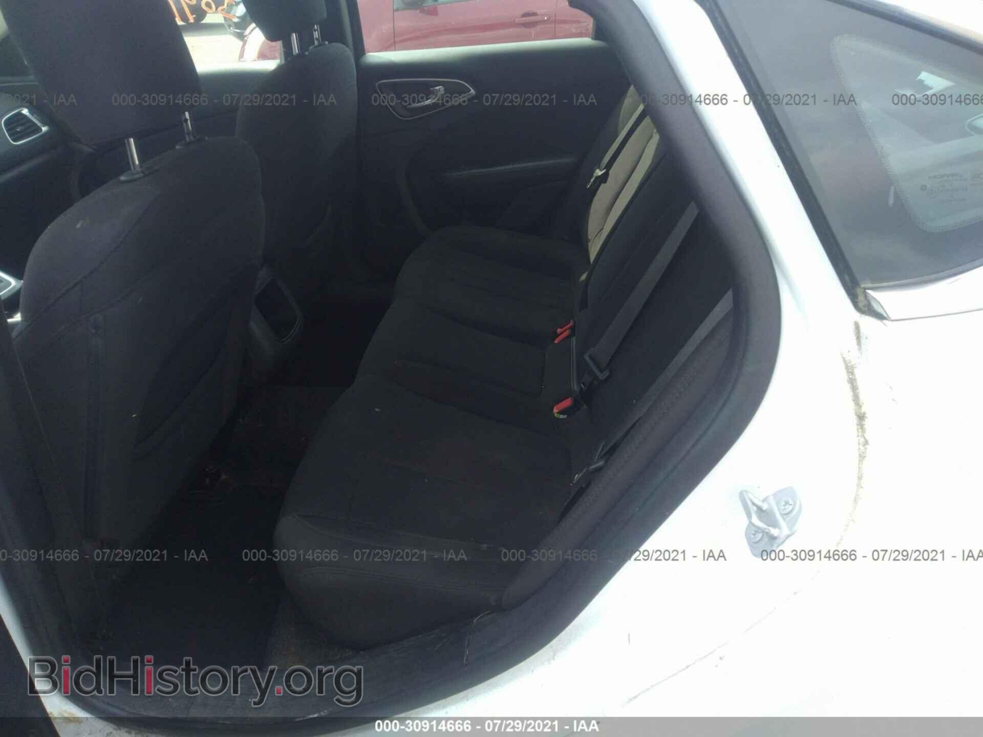 2015 CHRYSLER 200 - VIN: 1C3CCCAB3FN637972 - Photo 8