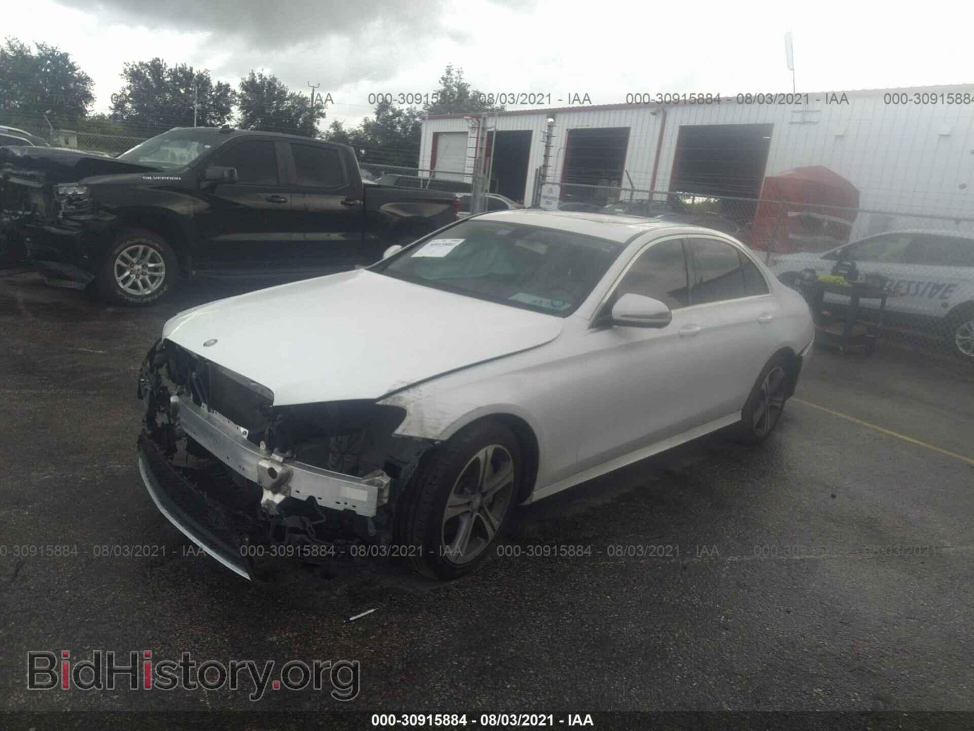 2017 MERCEDES-BENZ E-CLASS - VIN: WDDZF4JB0HA162171 - Фото 2