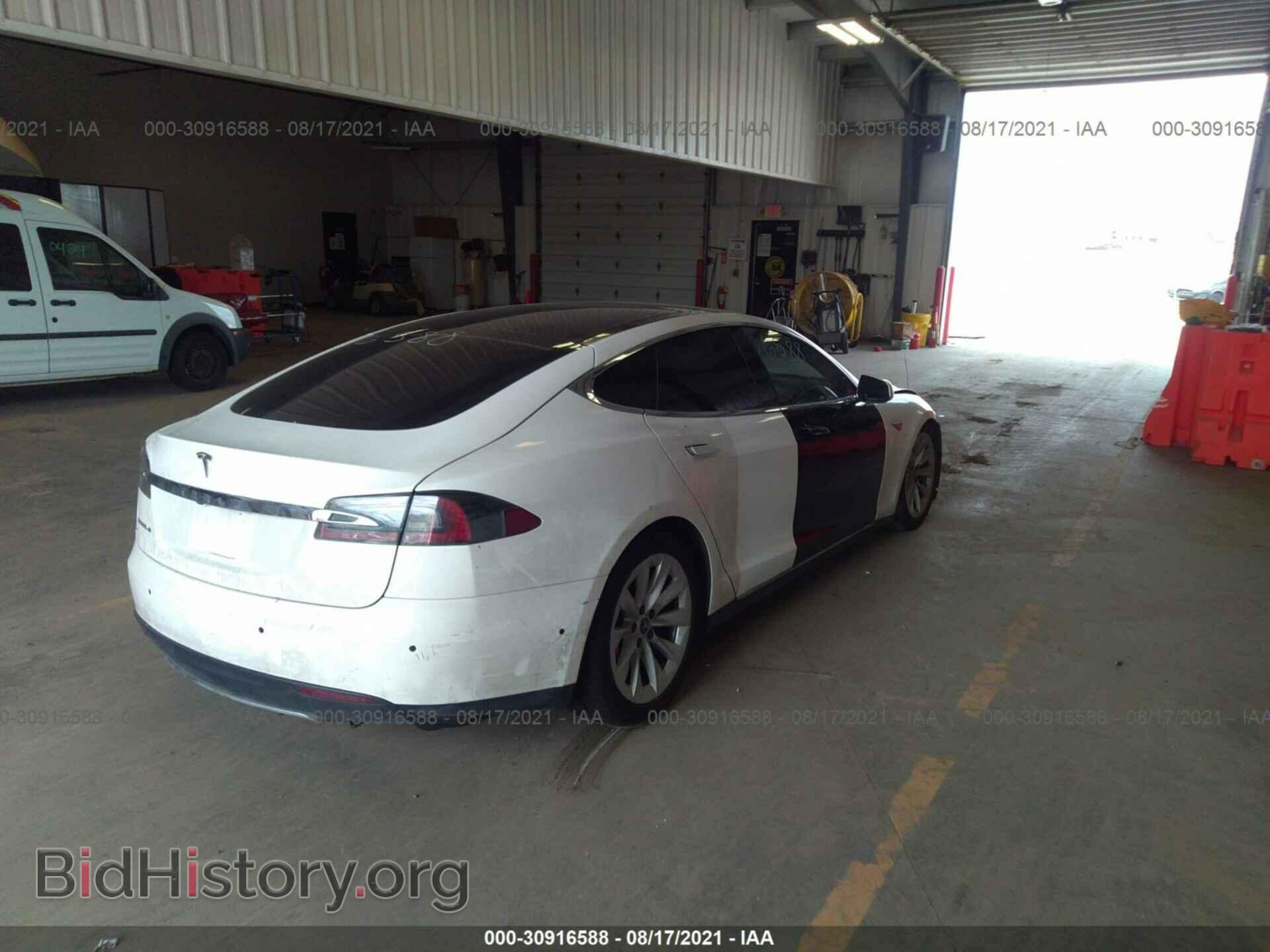 2014 TESLA MODEL S - VIN: 5YJSA1H29EFP63810 - Photo 4