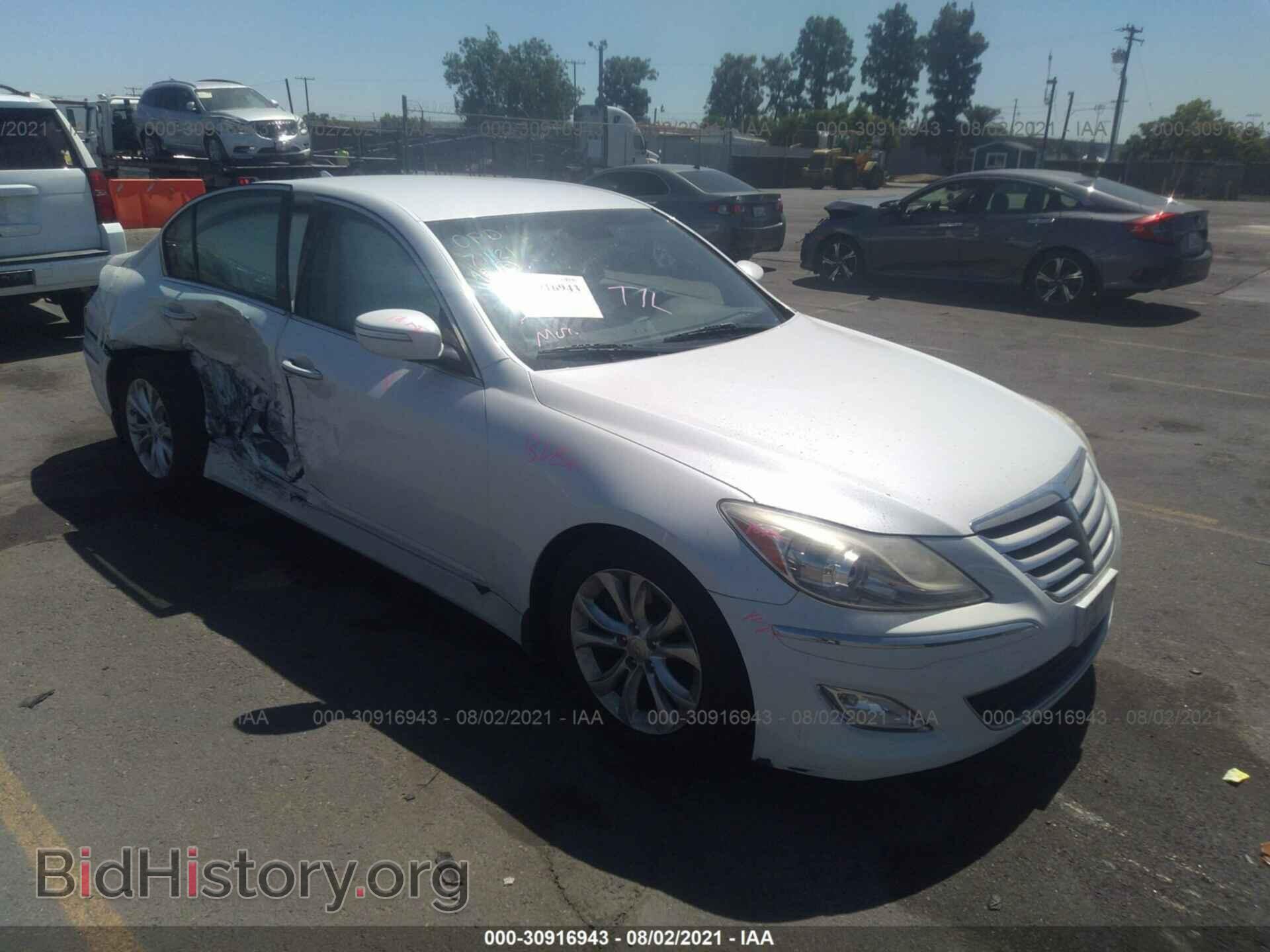 Photo KMHGC4DD7CU193699 - HYUNDAI GENESIS 2012