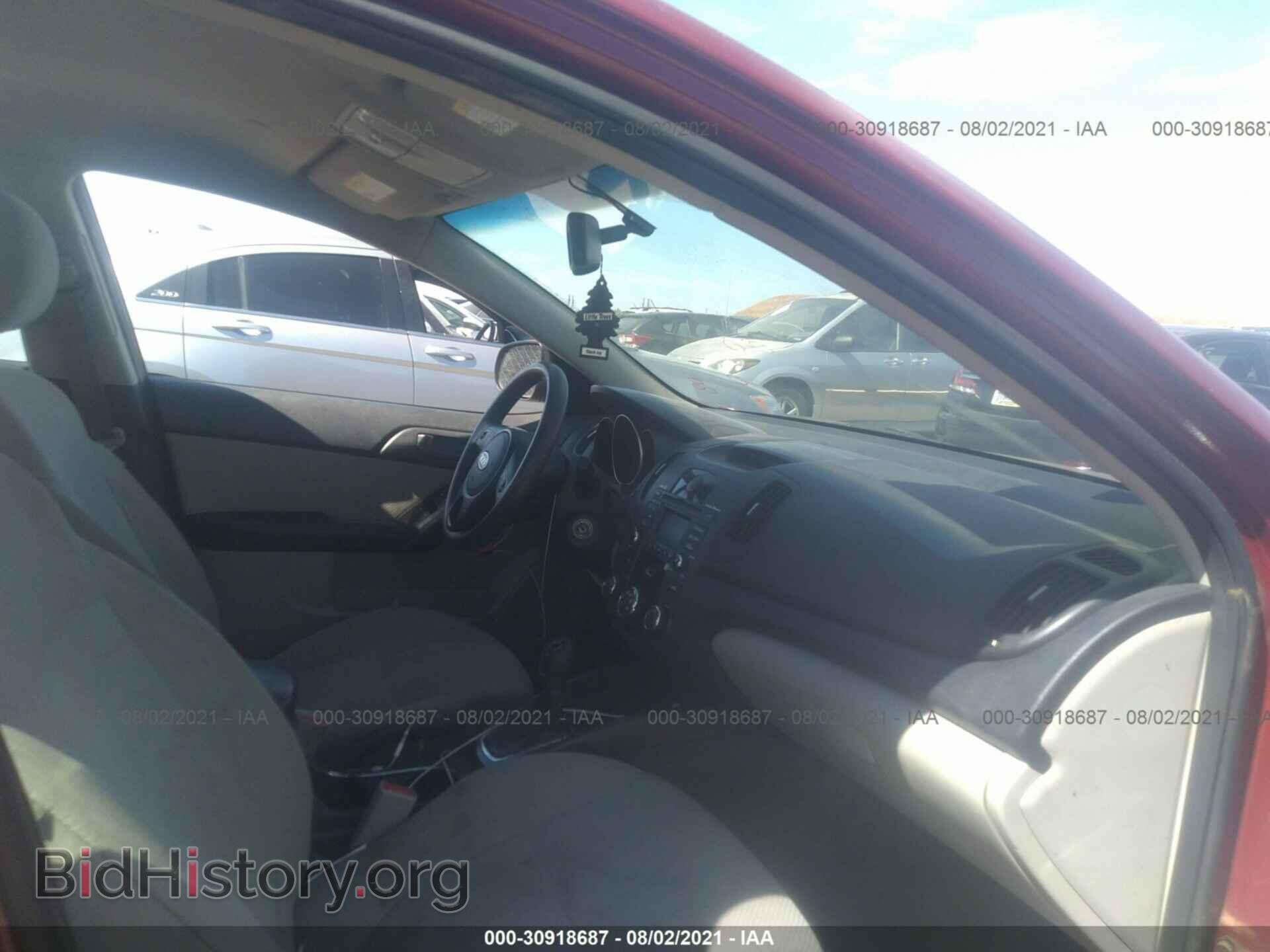 2011 KIA FORTE - VIN: KNAFU4A24B5402936 - Фото 5