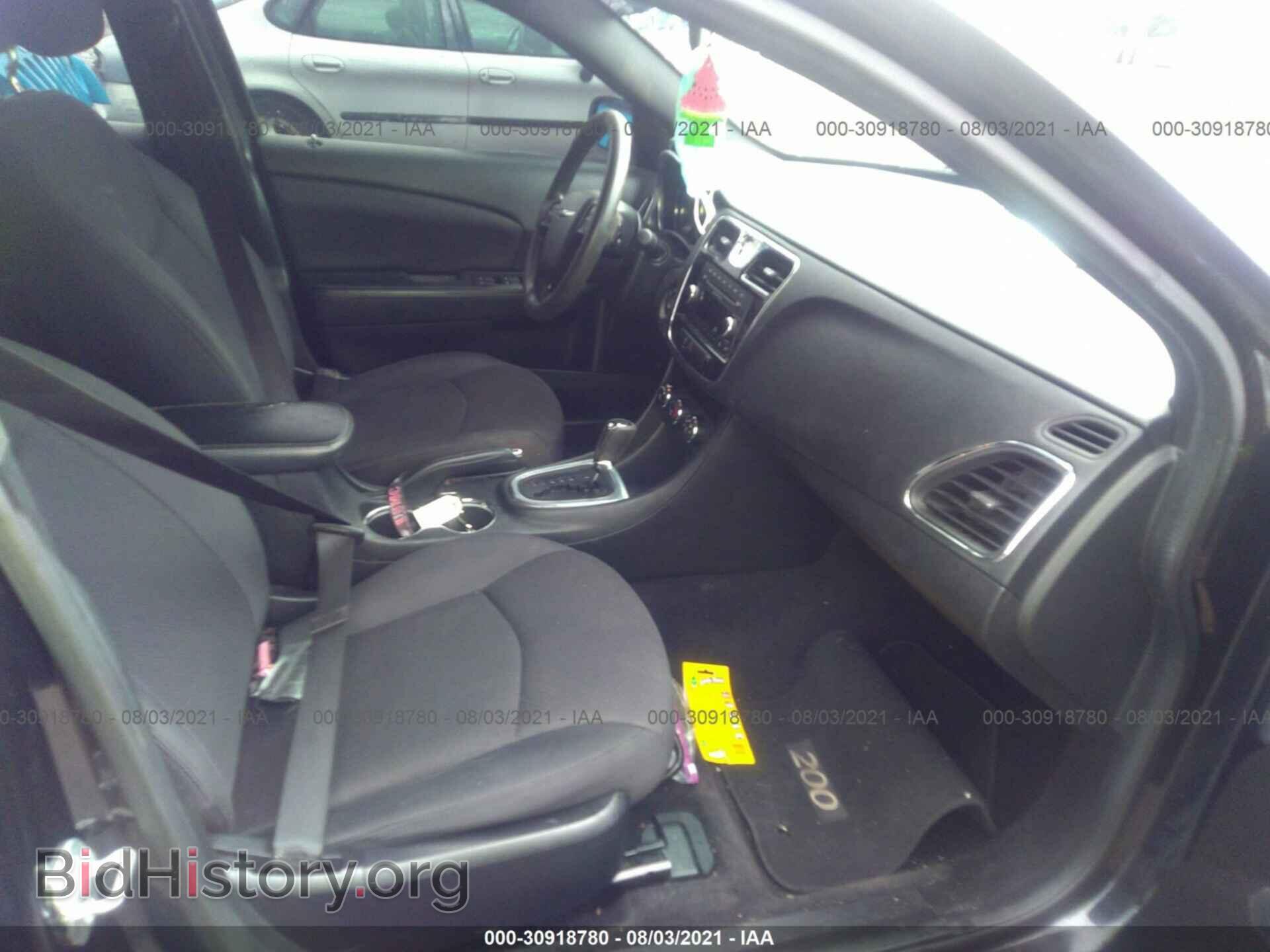 2014 CHRYSLER 200 - VIN: 1C3CCBAB4EN210082 - Фото 5