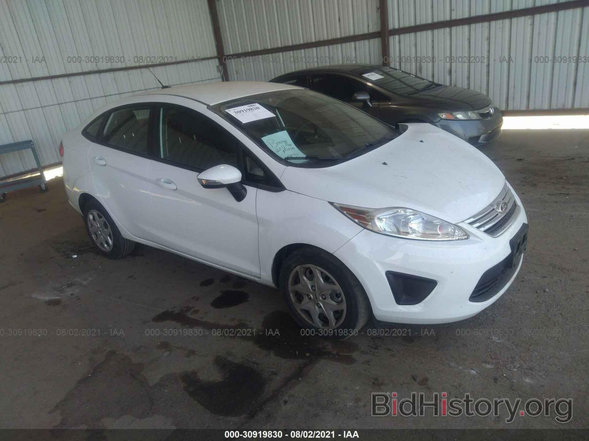 Photo 3FADP4BJ0DM205109 - FORD FIESTA 2013