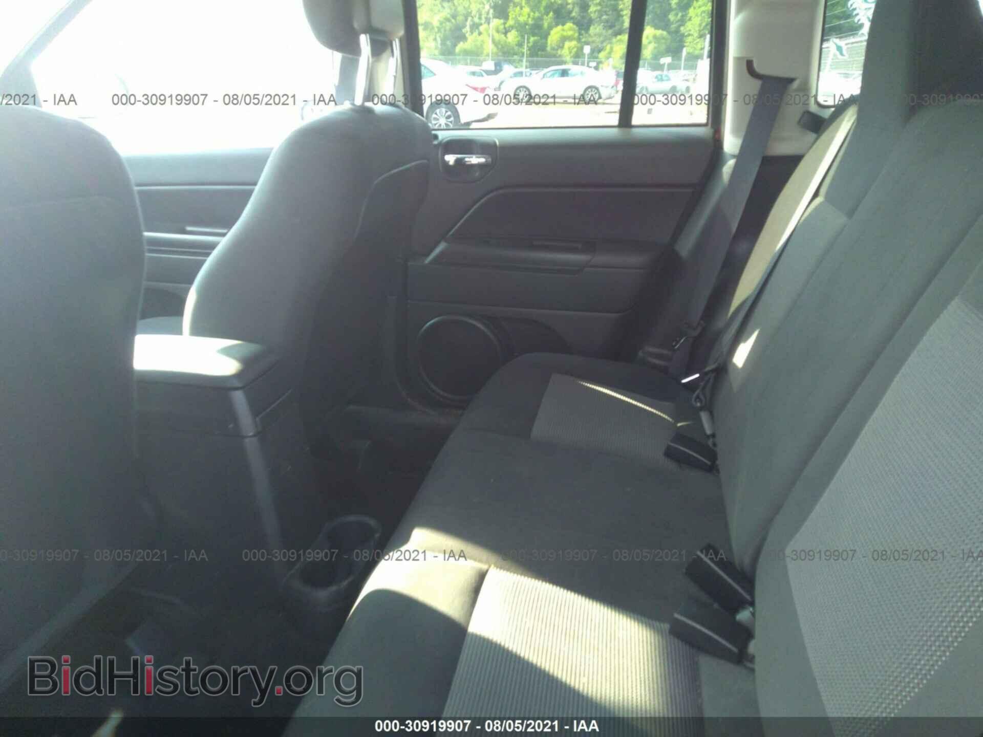 2014 JEEP COMPASS - VIN: 1C4NJDBBXED855314 - Фото 8