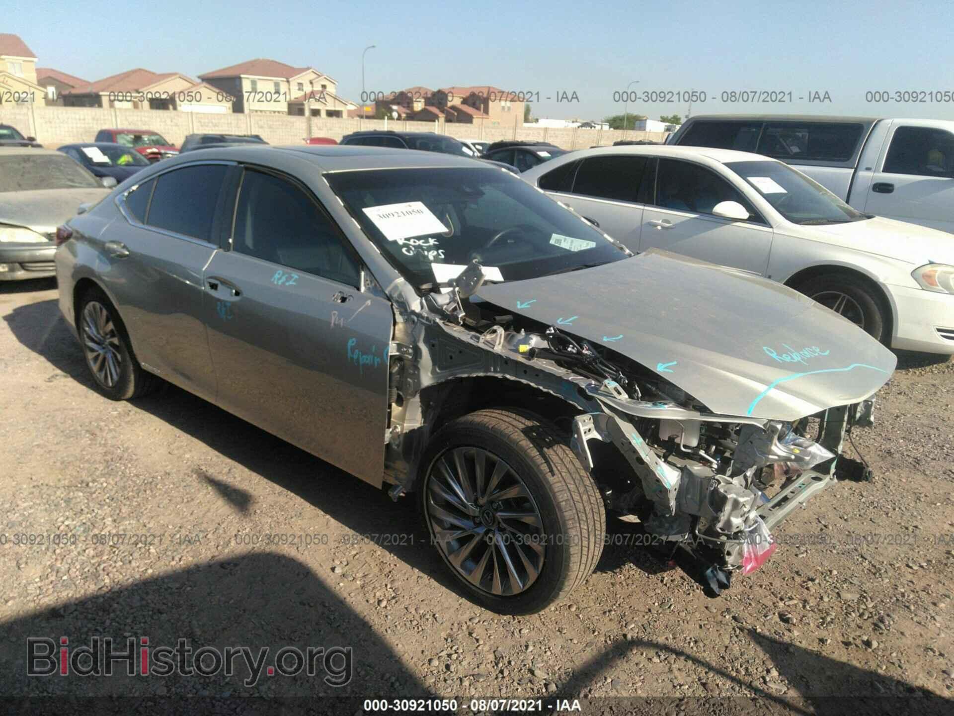 Фотография JTHB21B15K2000628 - LEXUS ES 2019