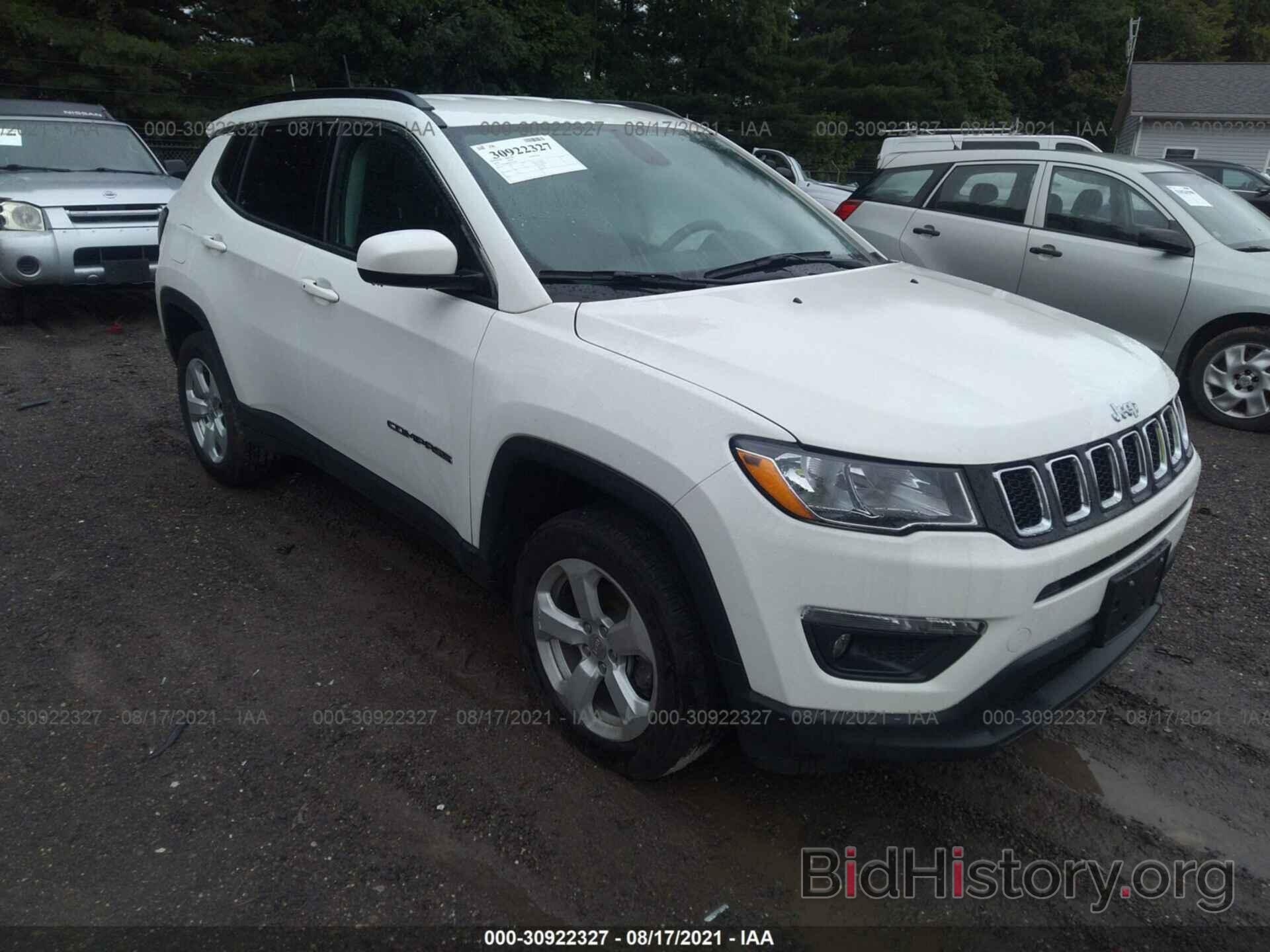 Фотография 3C4NJDBB6JT415403 - JEEP COMPASS 2018