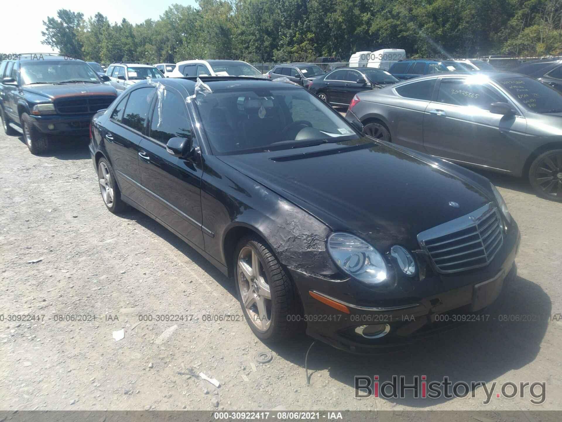 Photo WDBUF87X09B370494 - MERCEDES-BENZ E-CLASS 2009