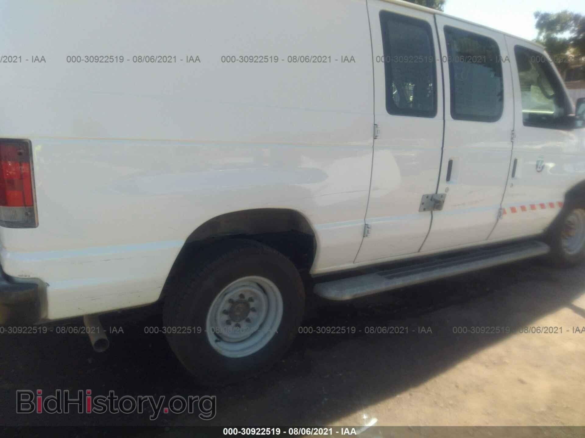 2011 FORD ECONOLINE CARGO VAN - VIN: 1FTNE2EW0BDB16245 - Фото 6