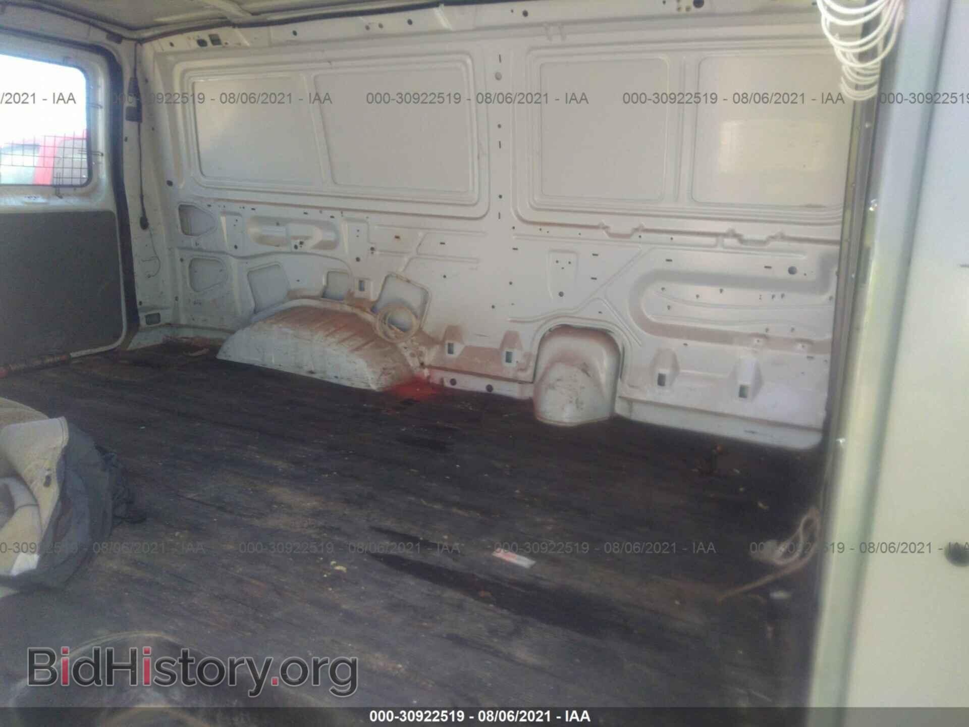 2011 FORD ECONOLINE CARGO VAN - VIN: 1FTNE2EW0BDB16245 - Фото 8