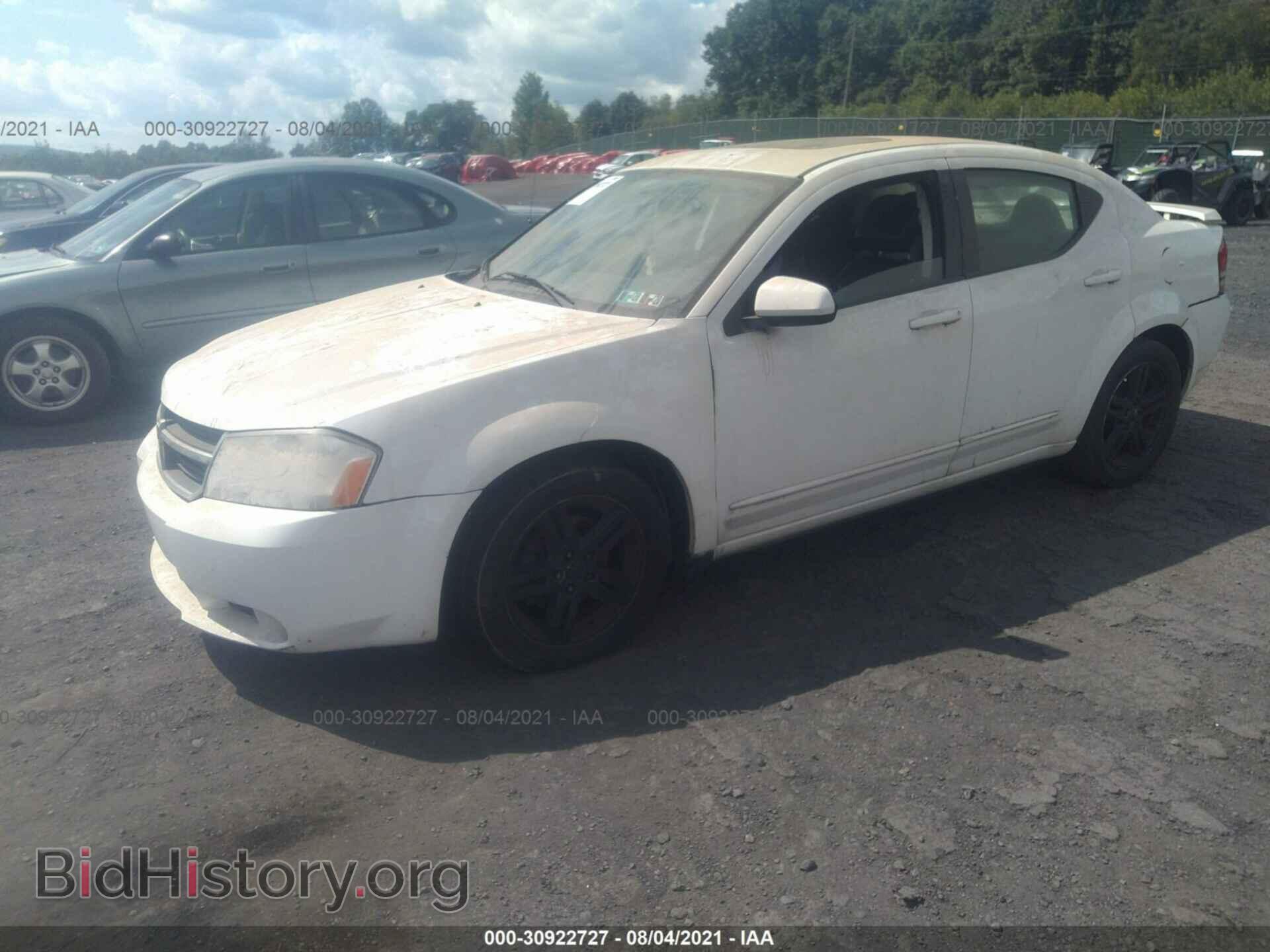 2010 DODGE AVENGER - VIN: 1B3CC5FB5AN156437 - Photo 2