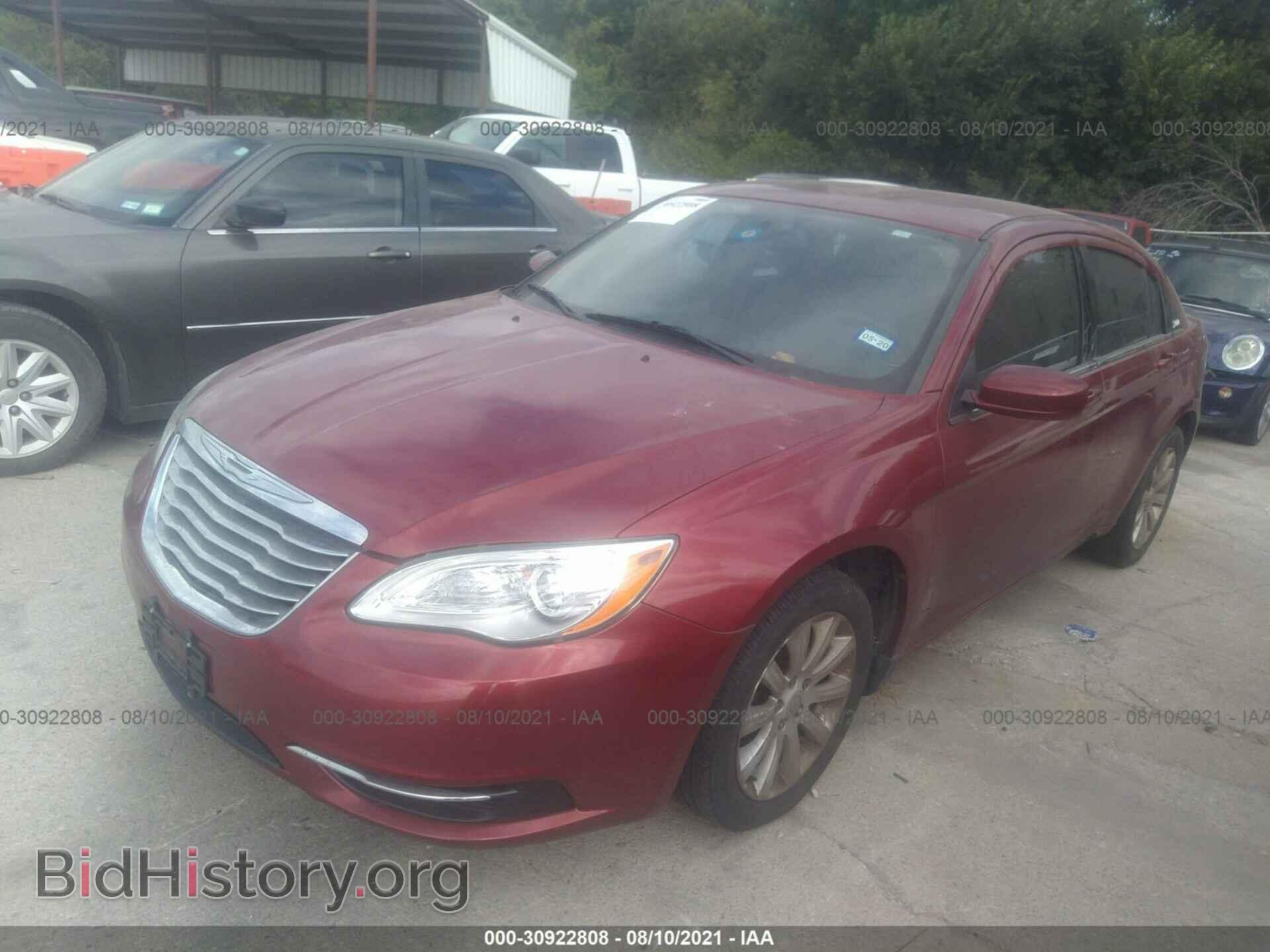 2013 CHRYSLER 200 - VIN: 1C3CCBBB4DN615503 - Photo 2