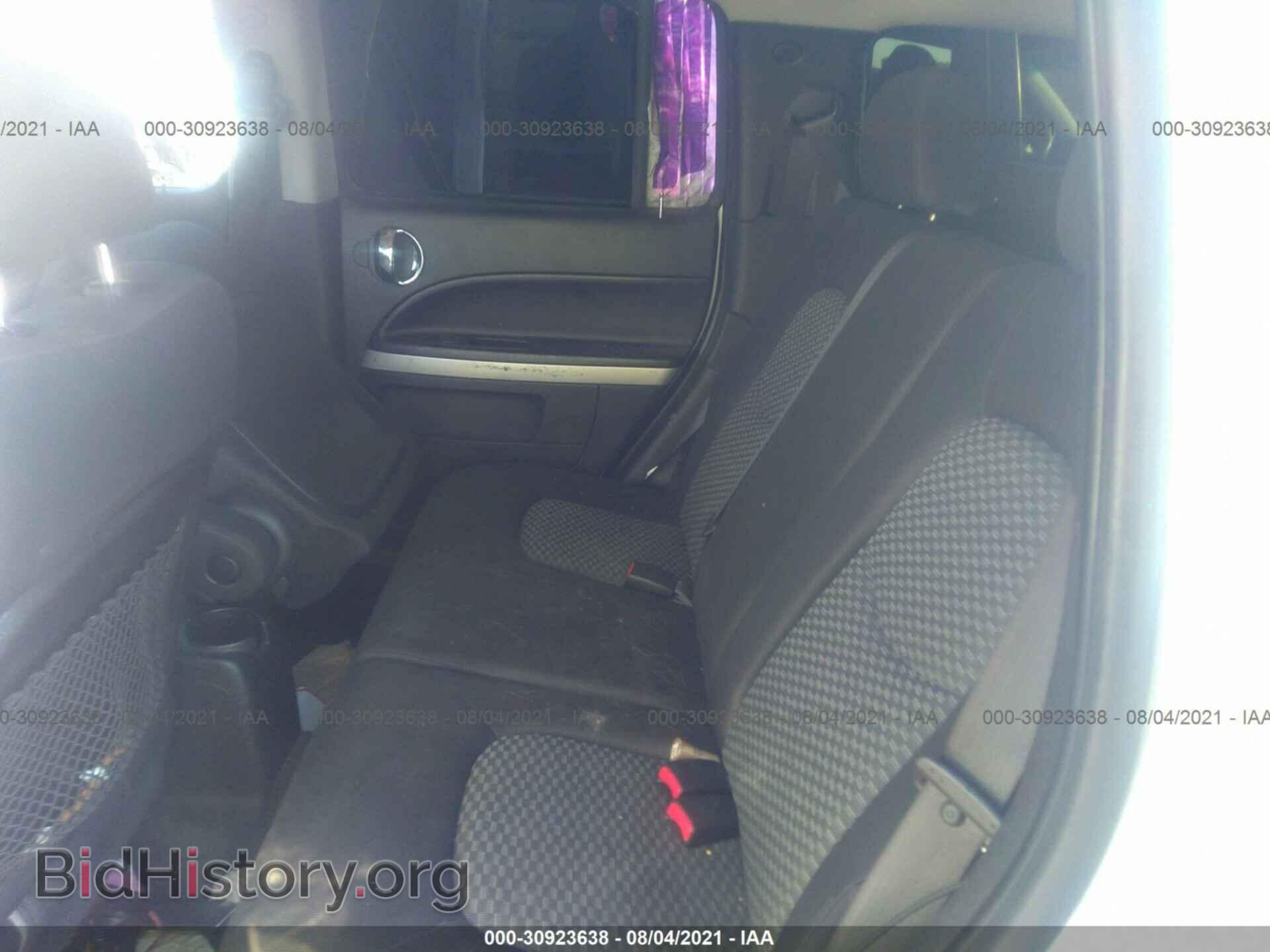 2010 CHEVROLET HHR - VIN: 3GNBAADB6AS545452 - Фото 8