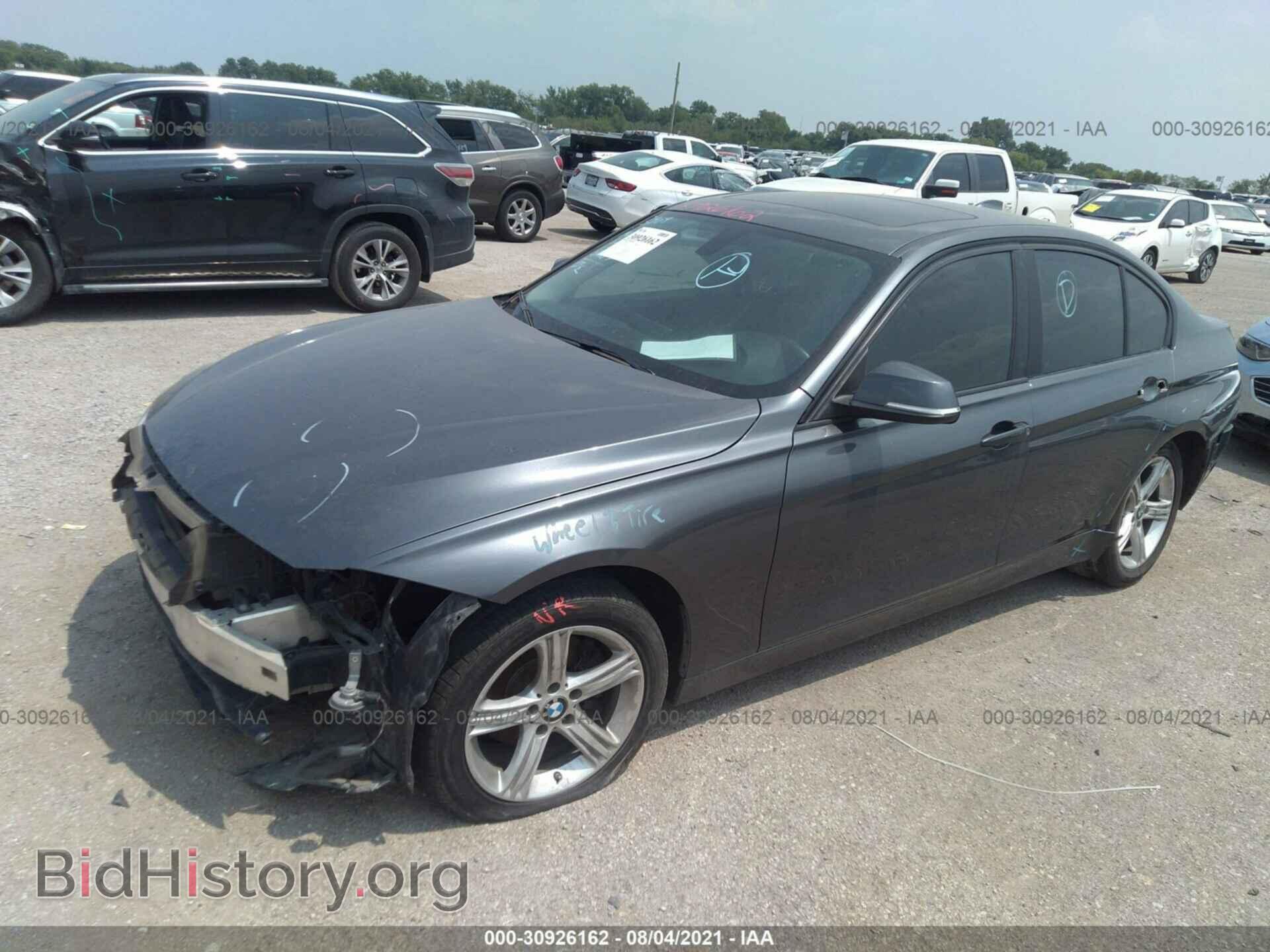2014 BMW 3 SERIES - VIN: WBA3A5C50EF605281 - Фото 2