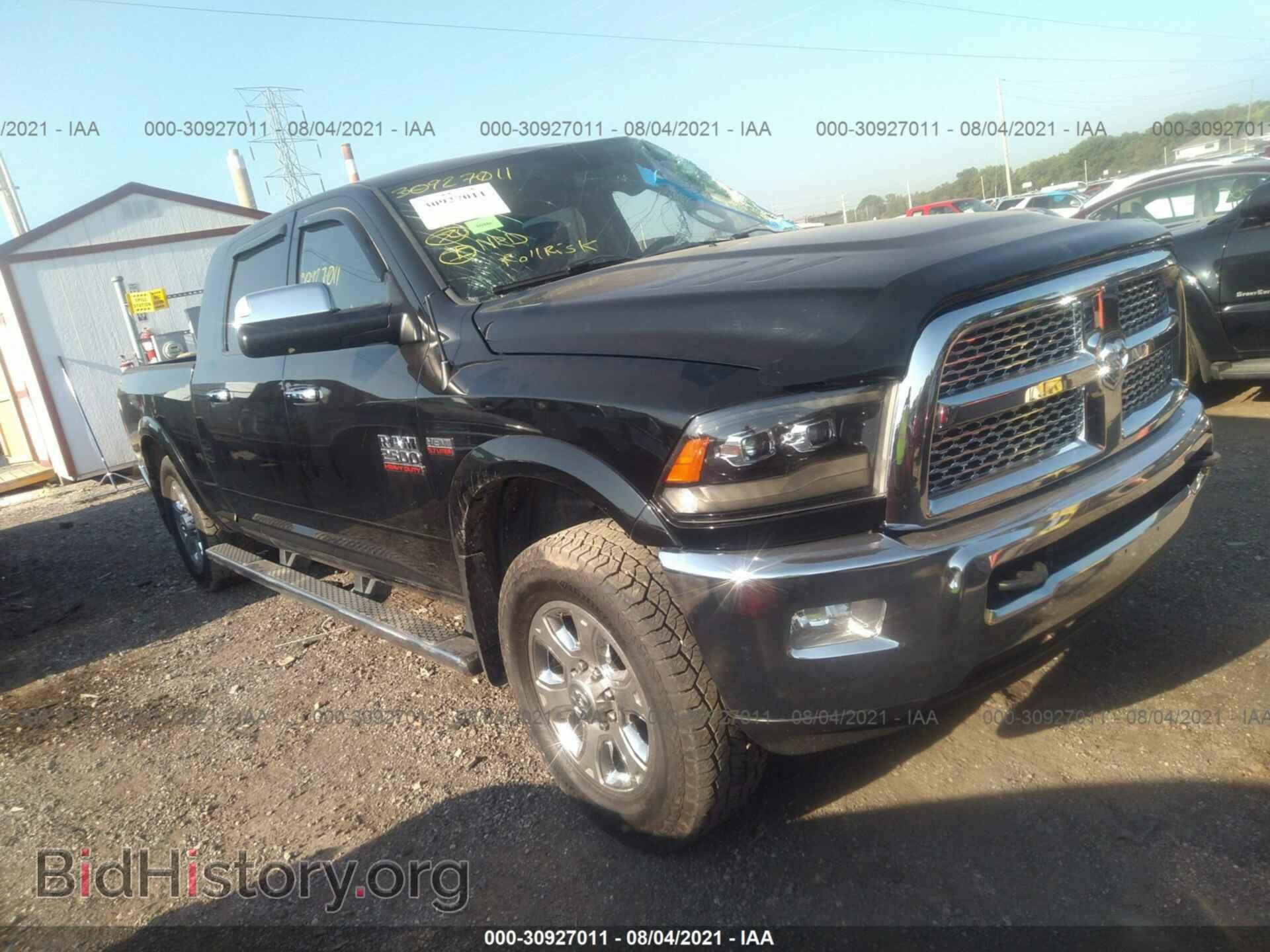 Photo 3C6TR5NT4FG602995 - RAM 2500 2015