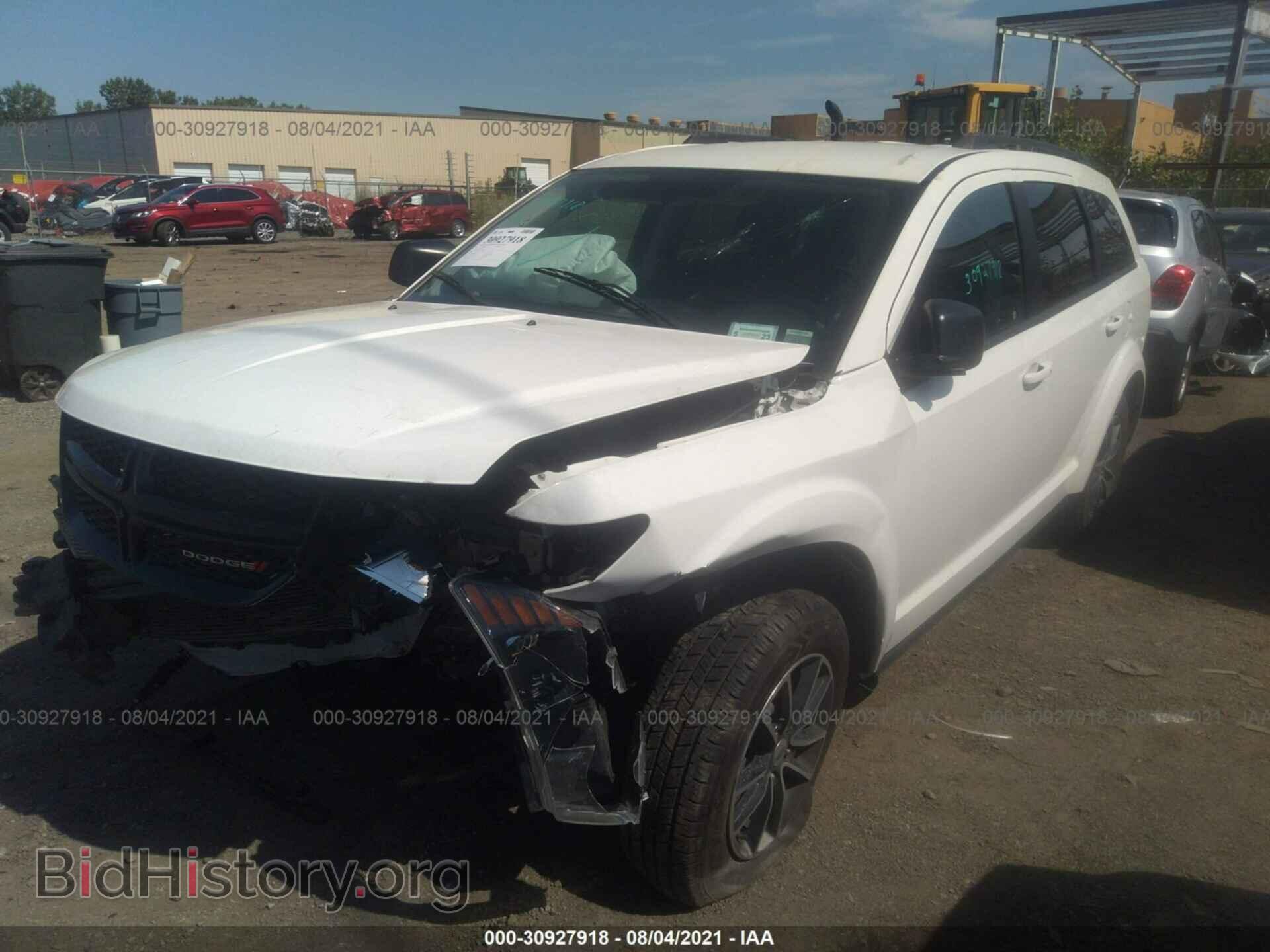 2018 DODGE JOURNEY - VIN: 3C4PDCAB6JT196132 - Фото 2