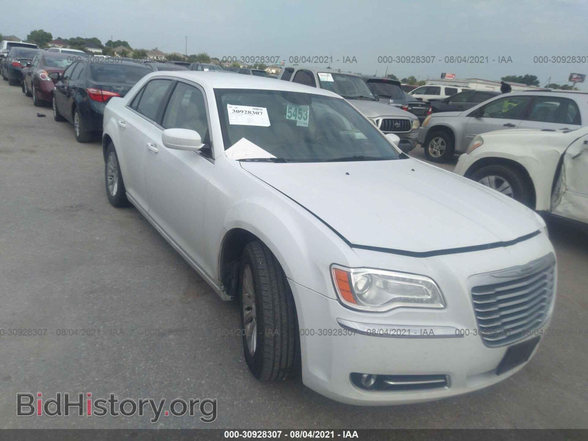 Фотография 2C3CCAAGXEH287277 - CHRYSLER 300 2014