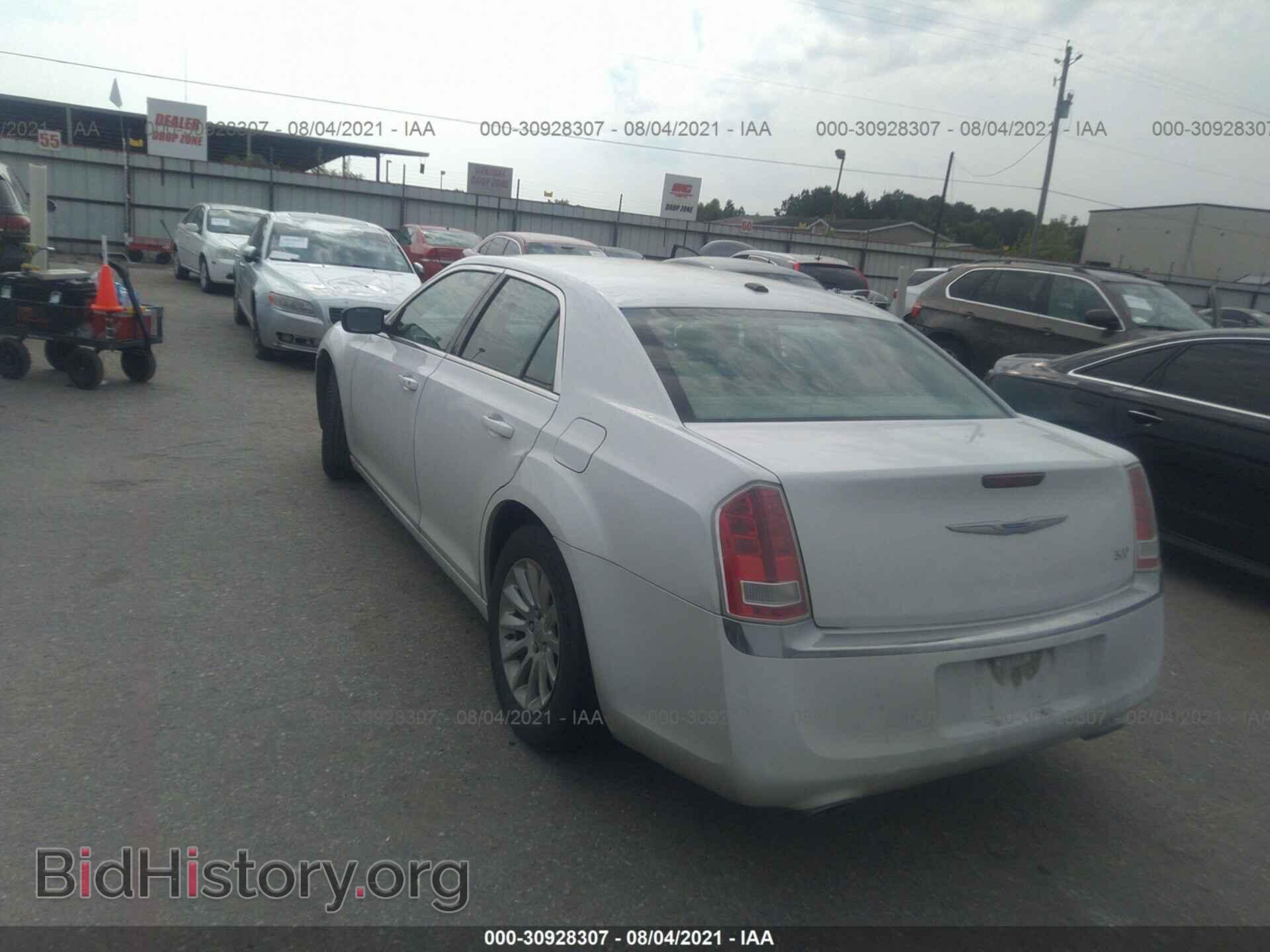 2014 CHRYSLER 300 - VIN: 2C3CCAAGXEH287277 - Фото 3