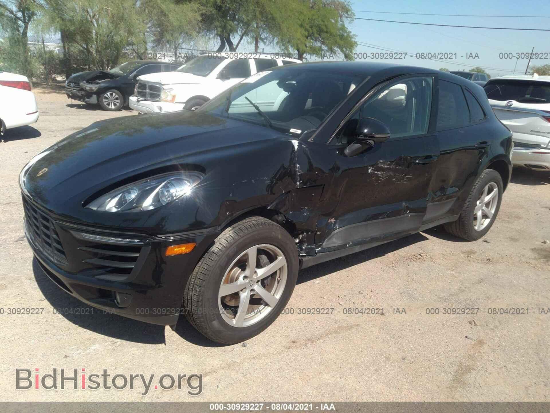 2017 PORSCHE MACAN - VIN: WP1AA2A56HLB82254 - Фото 2