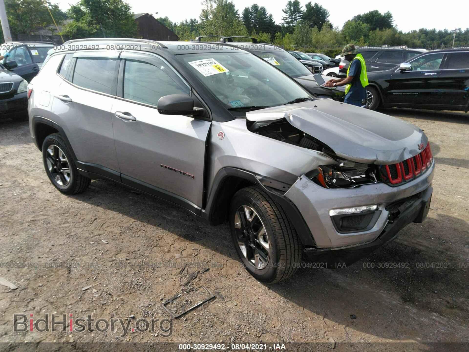 Фотография 3C4NJDDB4JT191562 - JEEP COMPASS 2018