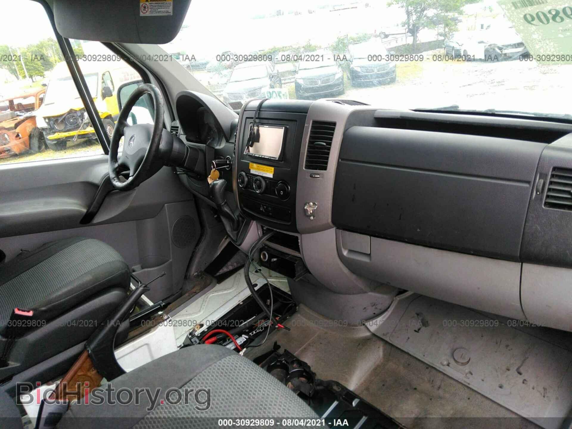 2012 MERCEDES-BENZ SPRINTER CARGO VANS - VIN: WD3PE7CC2C5678748 - Фото 5