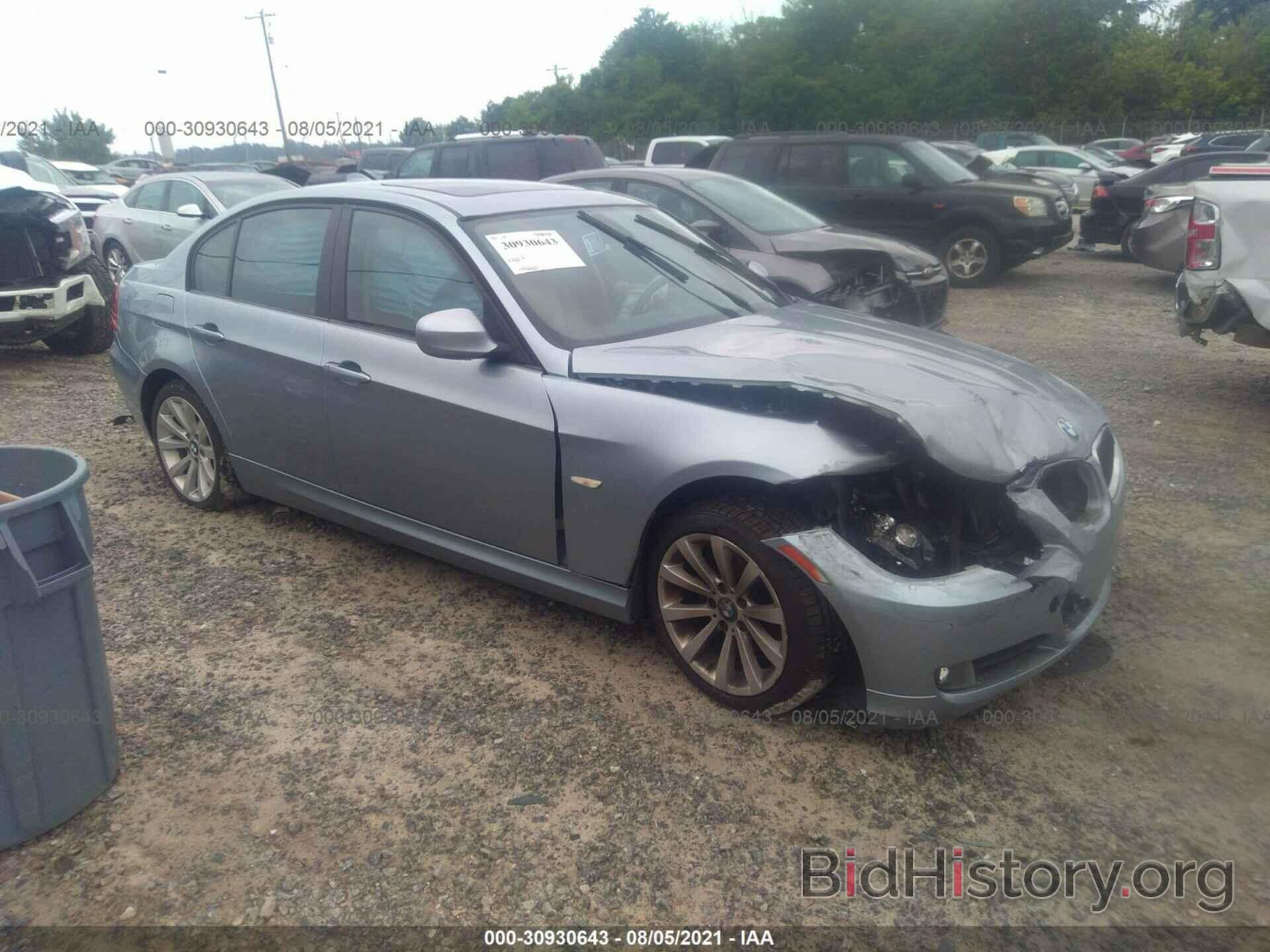 Photo WBAPH7G59BNM55255 - BMW 3 SERIES 2011