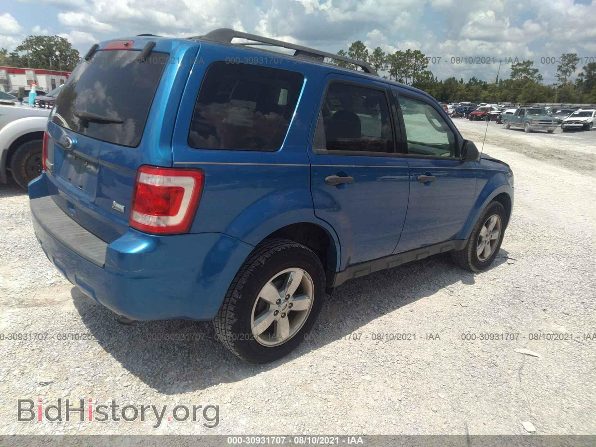 2011 FORD ESCAPE - VIN: 1FMCU0DG6BKA19826 - Фото 4