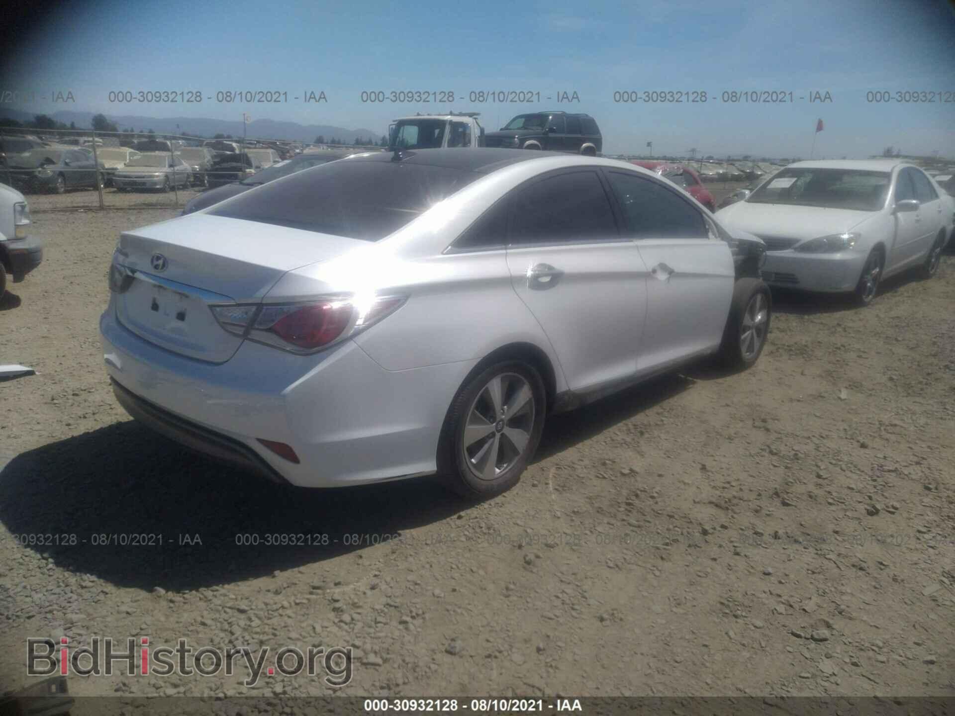 2012 HYUNDAI SONATA - VIN: KMHEC4A43CA040704 - Photo 4