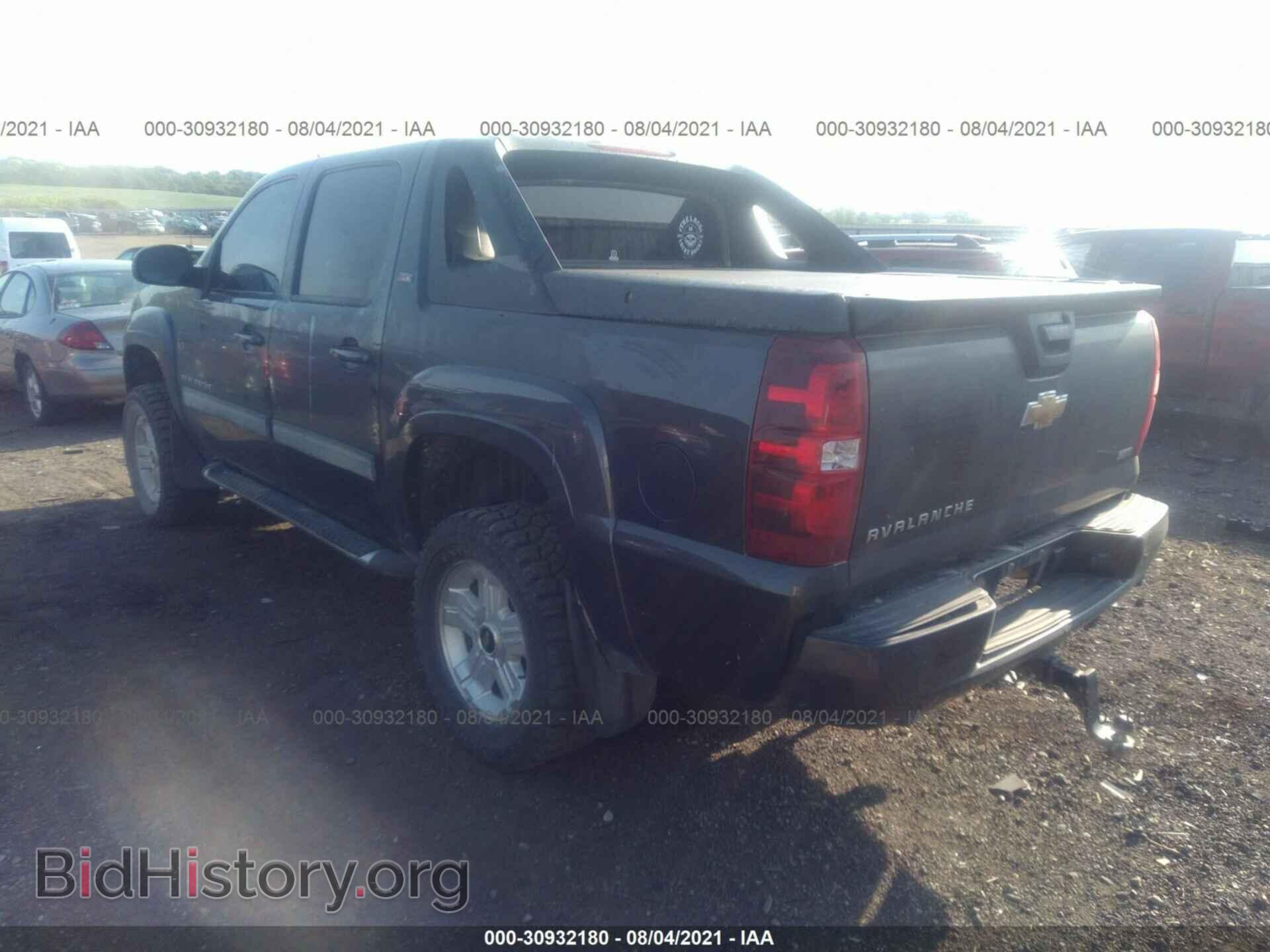 2010 CHEVROLET AVALANCHE - VIN: 3GNVKFE08AG211642 - Фото 3