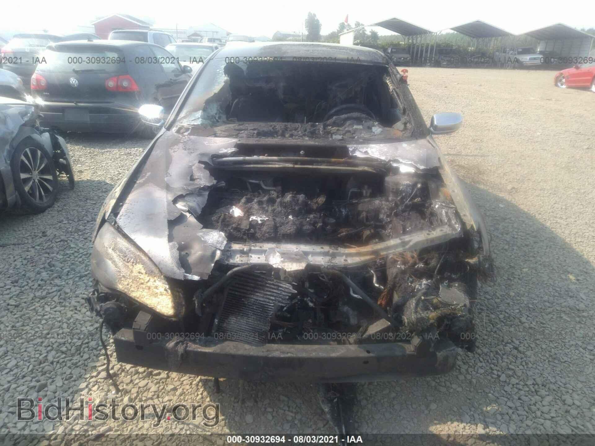 2011 CHRYSLER 200 - VIN: 1C3BC2FG8BN517511 - Фото 6