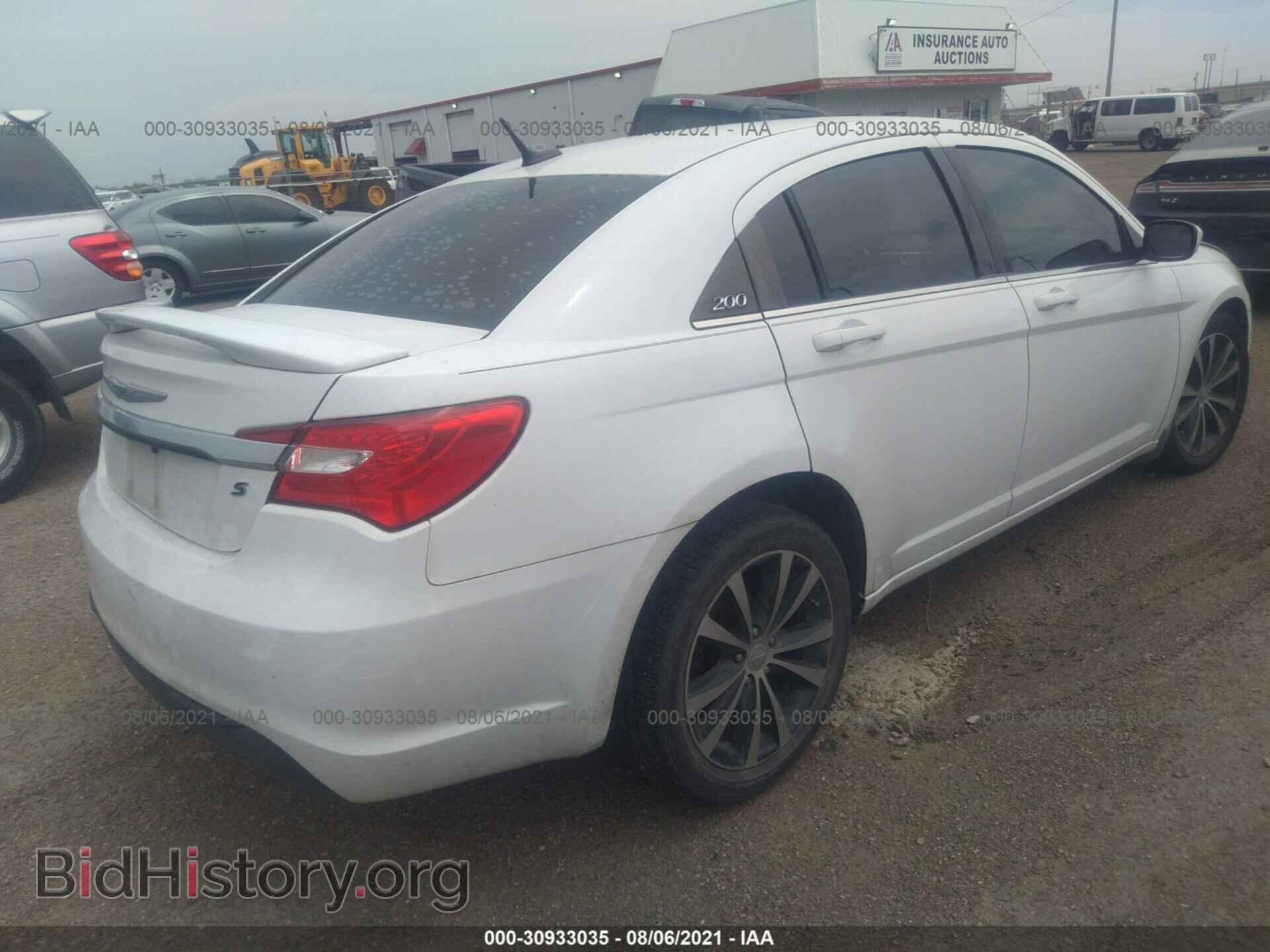 2012 CHRYSLER 200 - VIN: 1C3CCBBG5CN297868 - Фото 4