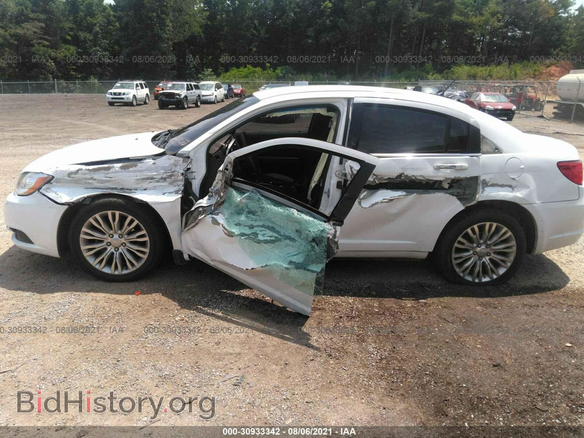 2012 CHRYSLER 200 - VIN: 1C3CCBAB4CN155310 - Фото 6