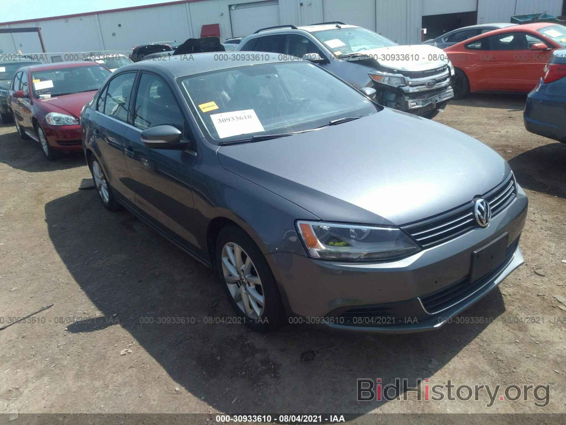 Фотография 3VWD17AJ6EM223871 - VOLKSWAGEN JETTA SEDAN 2014