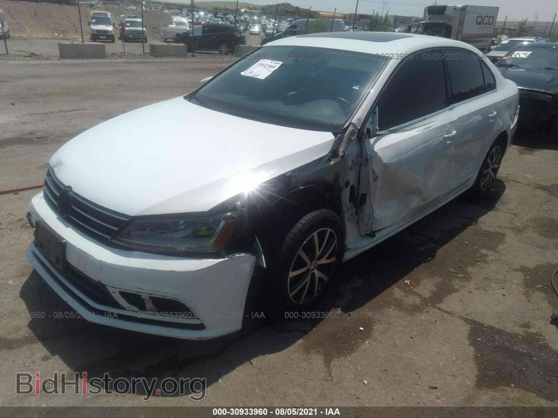 2017 VOLKSWAGEN JETTA - VIN: 3VWDB7AJ5HM208540 - Фото 2