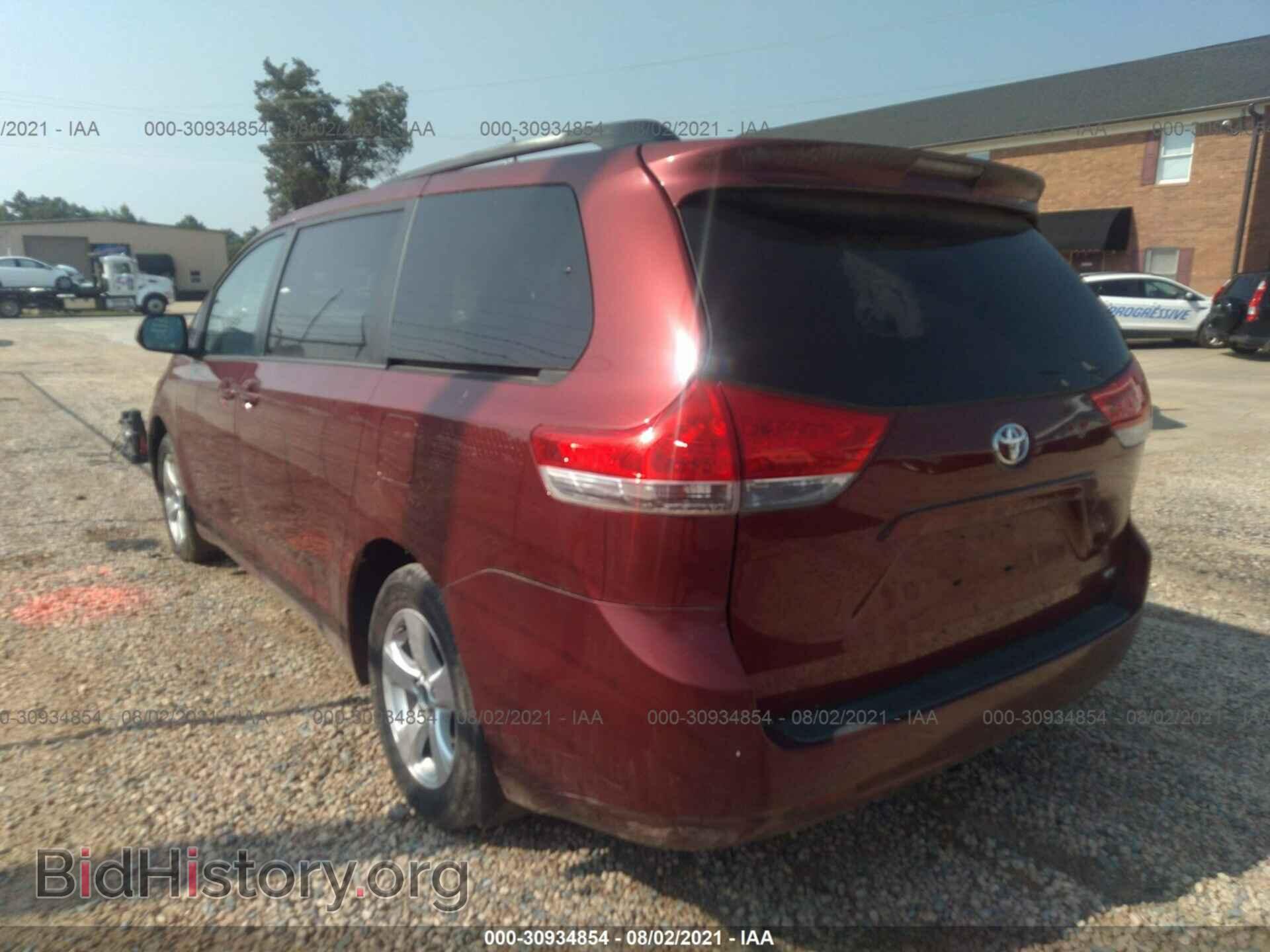 2013 TOYOTA SIENNA - VIN: 5TDKK3DC8DS292184 - Фото 3
