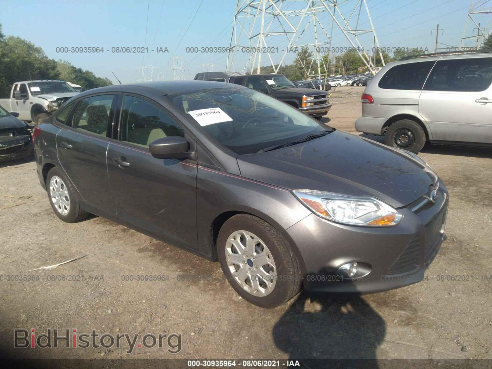 Фотография 1FAHP3F24CL317958 - FORD FOCUS 2012