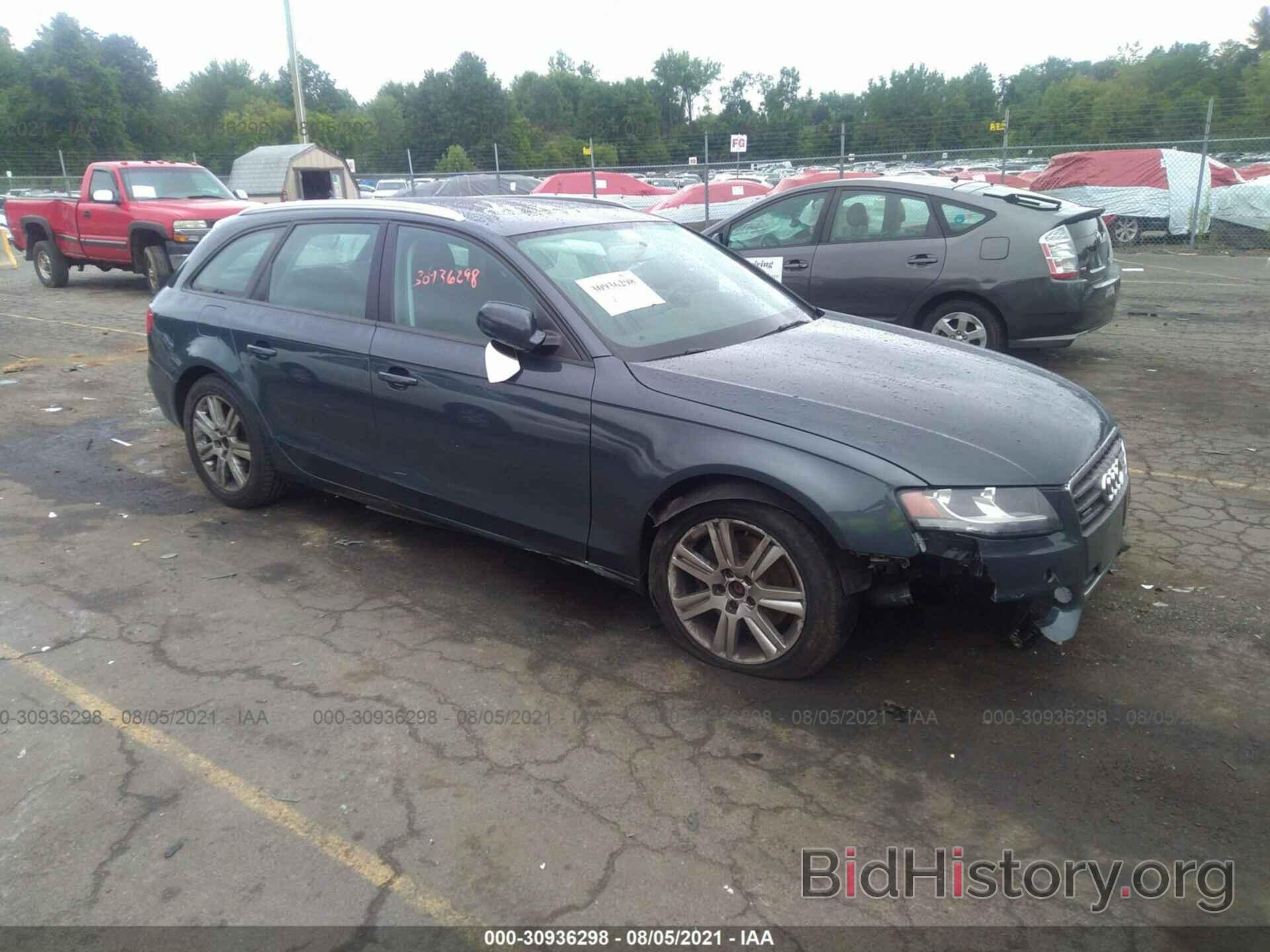 Photo WAUSFAFL4AA063237 - AUDI A4 2010