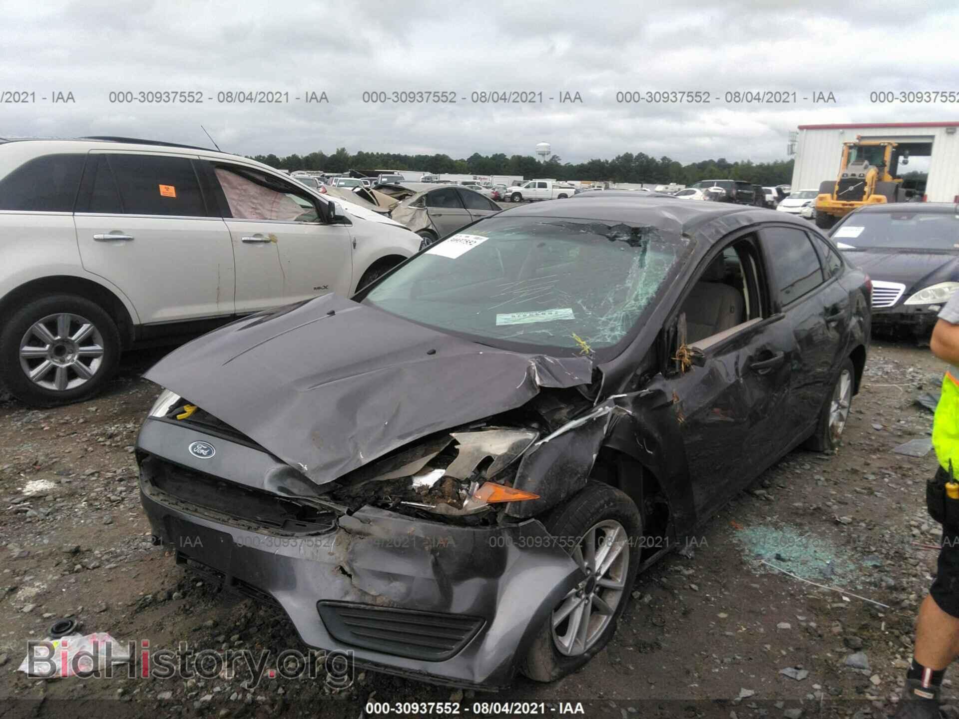 2015 FORD FOCUS - VIN: 1FADP3F21FL252456 - Фото 2