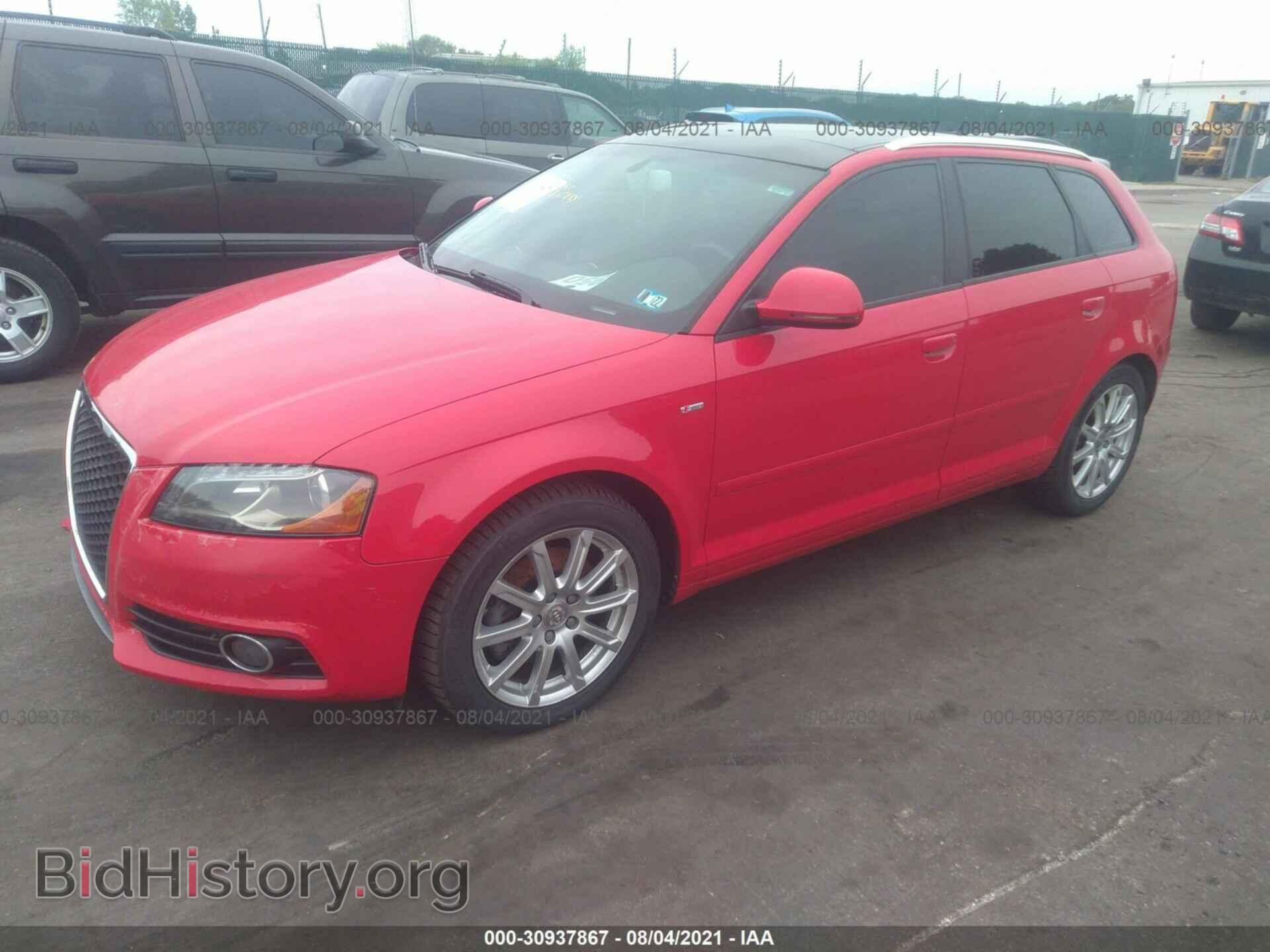 2010 AUDI A3 - VIN: WAUMFAFM3AA125194 - Фото 2
