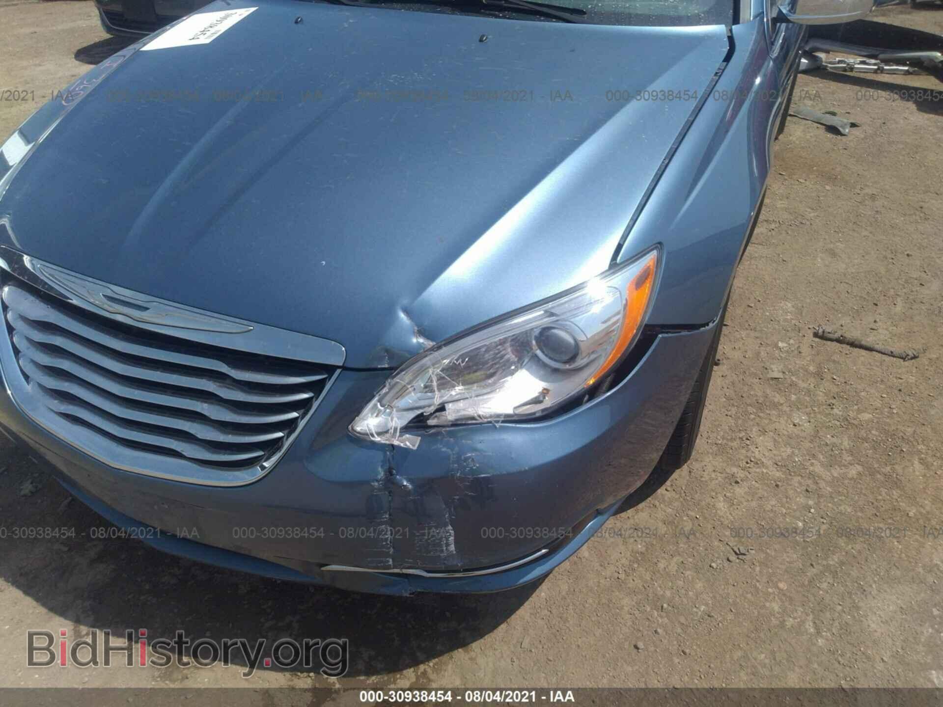 2011 CHRYSLER 200 - VIN: 1C3BC2FBXBN565631 - Photo 6