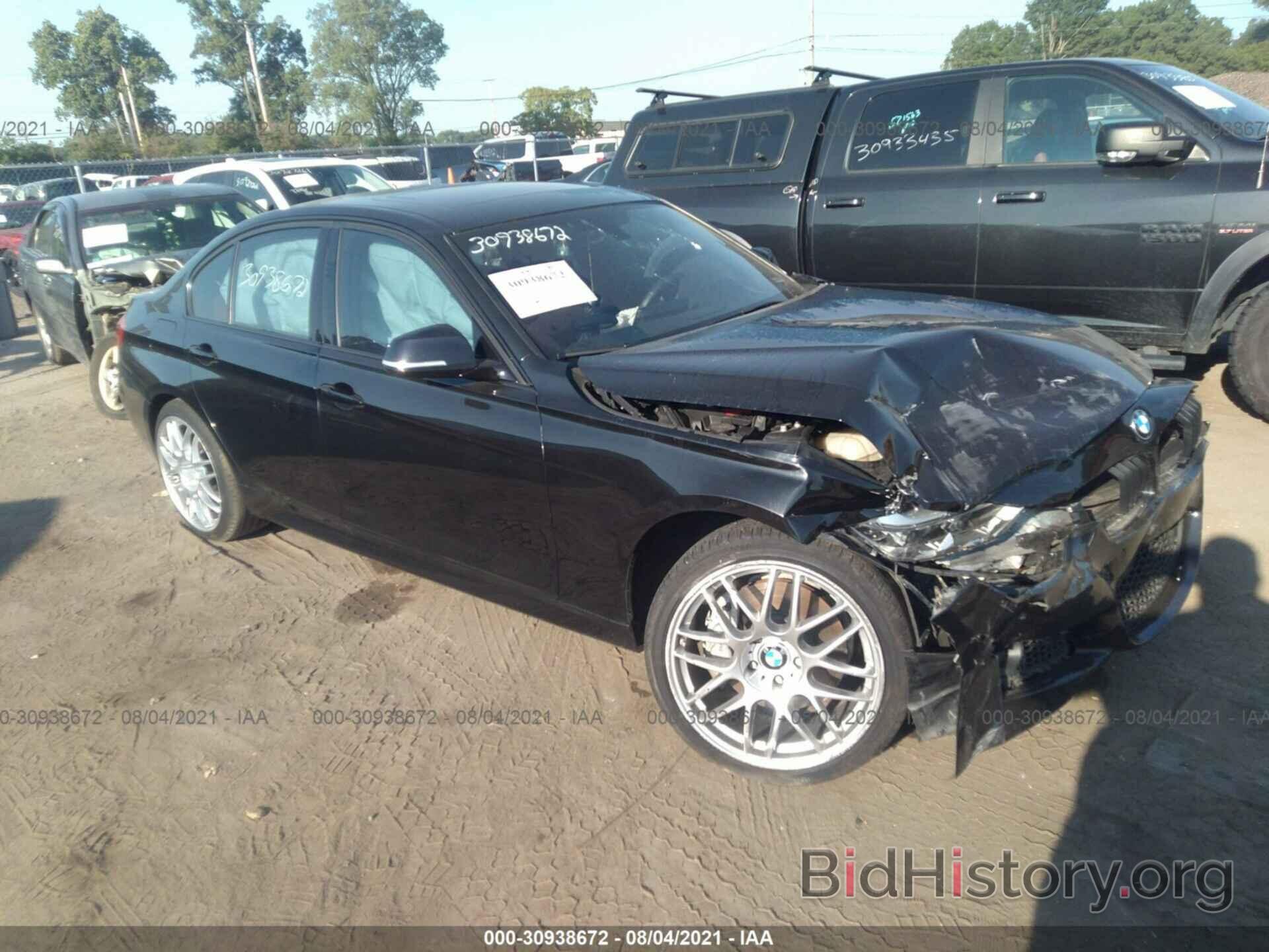 Photo WBA3B9C52FF589820 - BMW 3 SERIES 2015