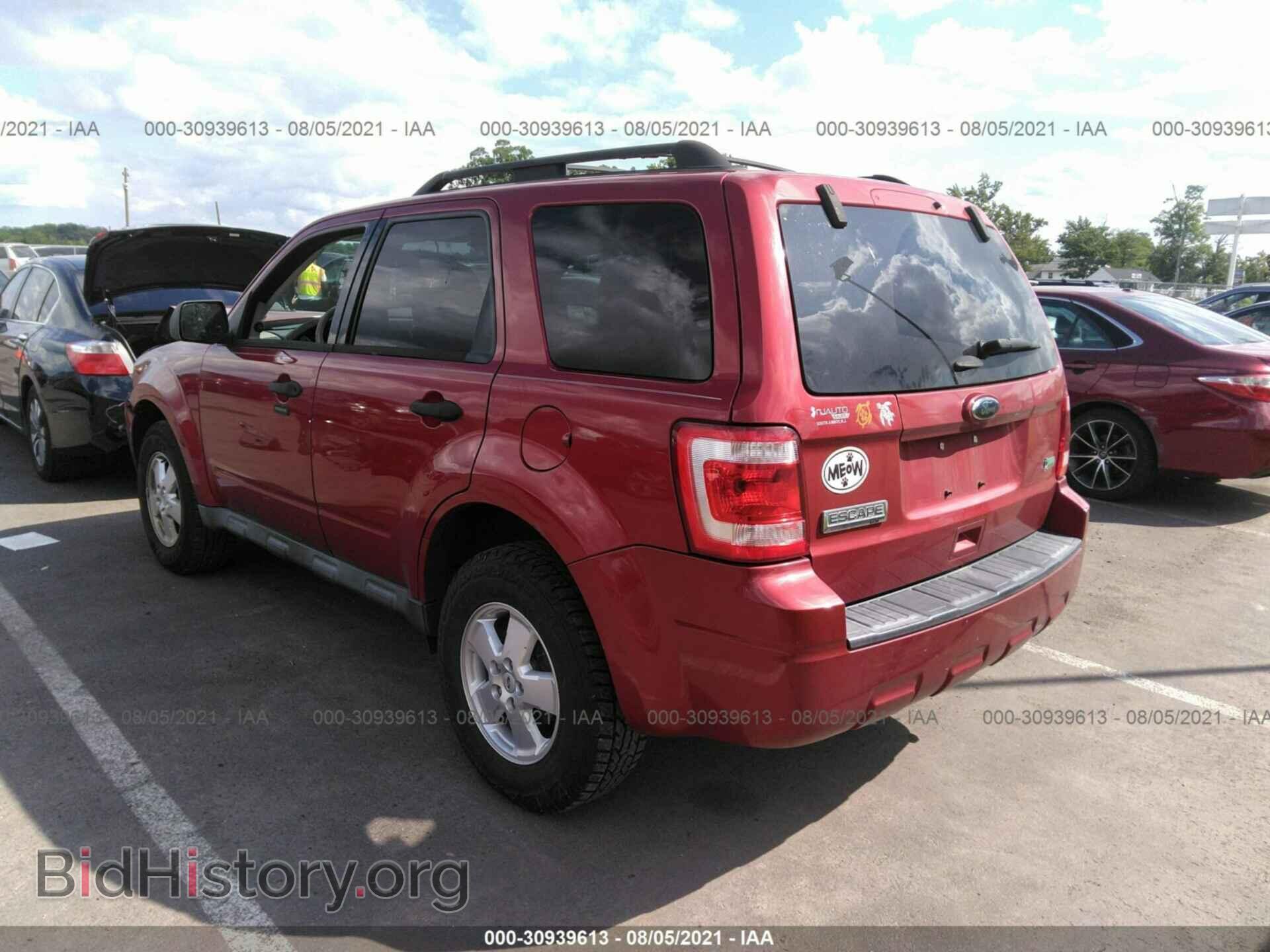 2012 FORD ESCAPE - VIN: 1FMCU0DG3CKA26797 - Фото 3