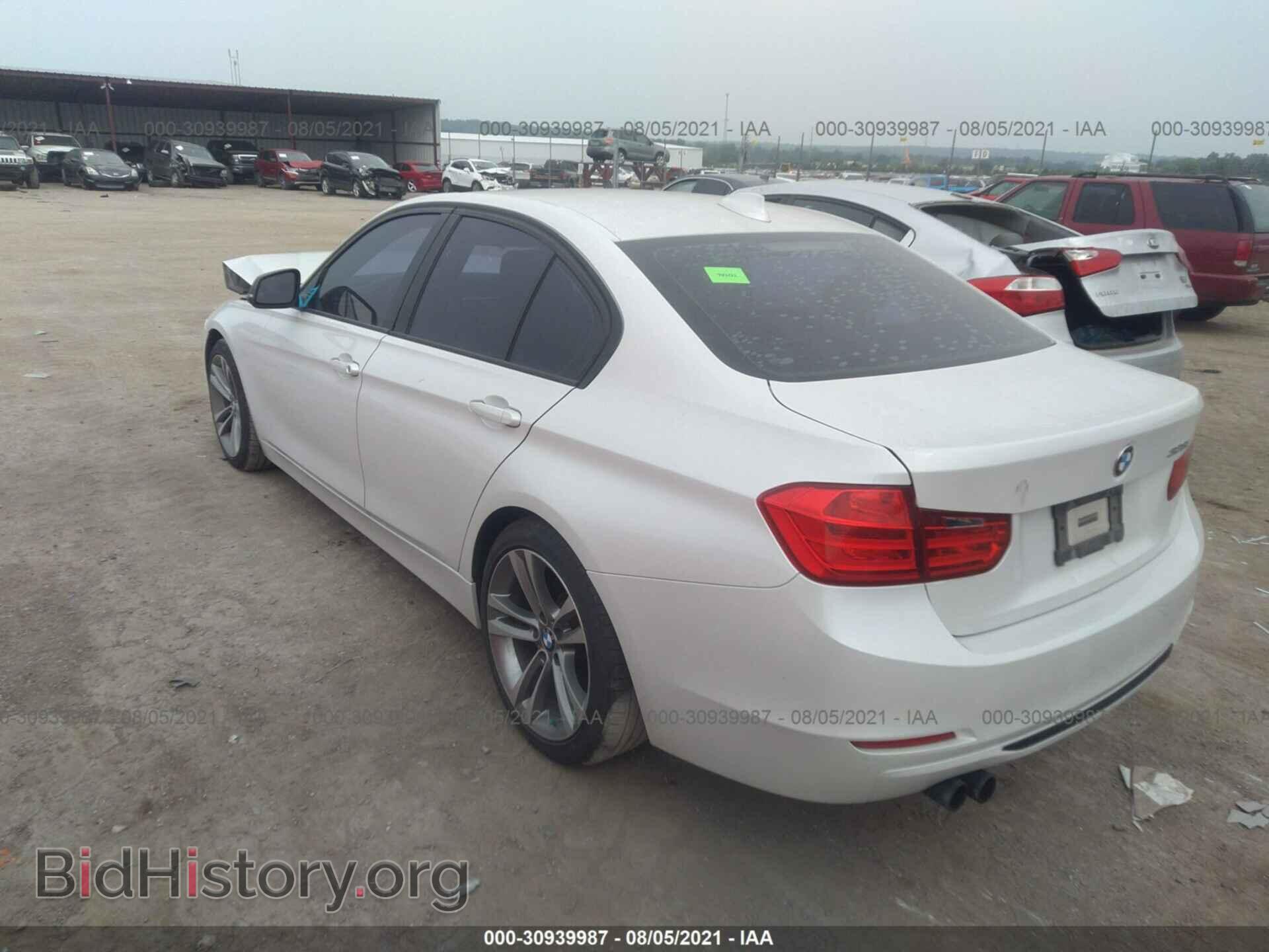 2013 BMW 3 SERIES - VIN: WBA3A5G58DNP20290 - Фото 3
