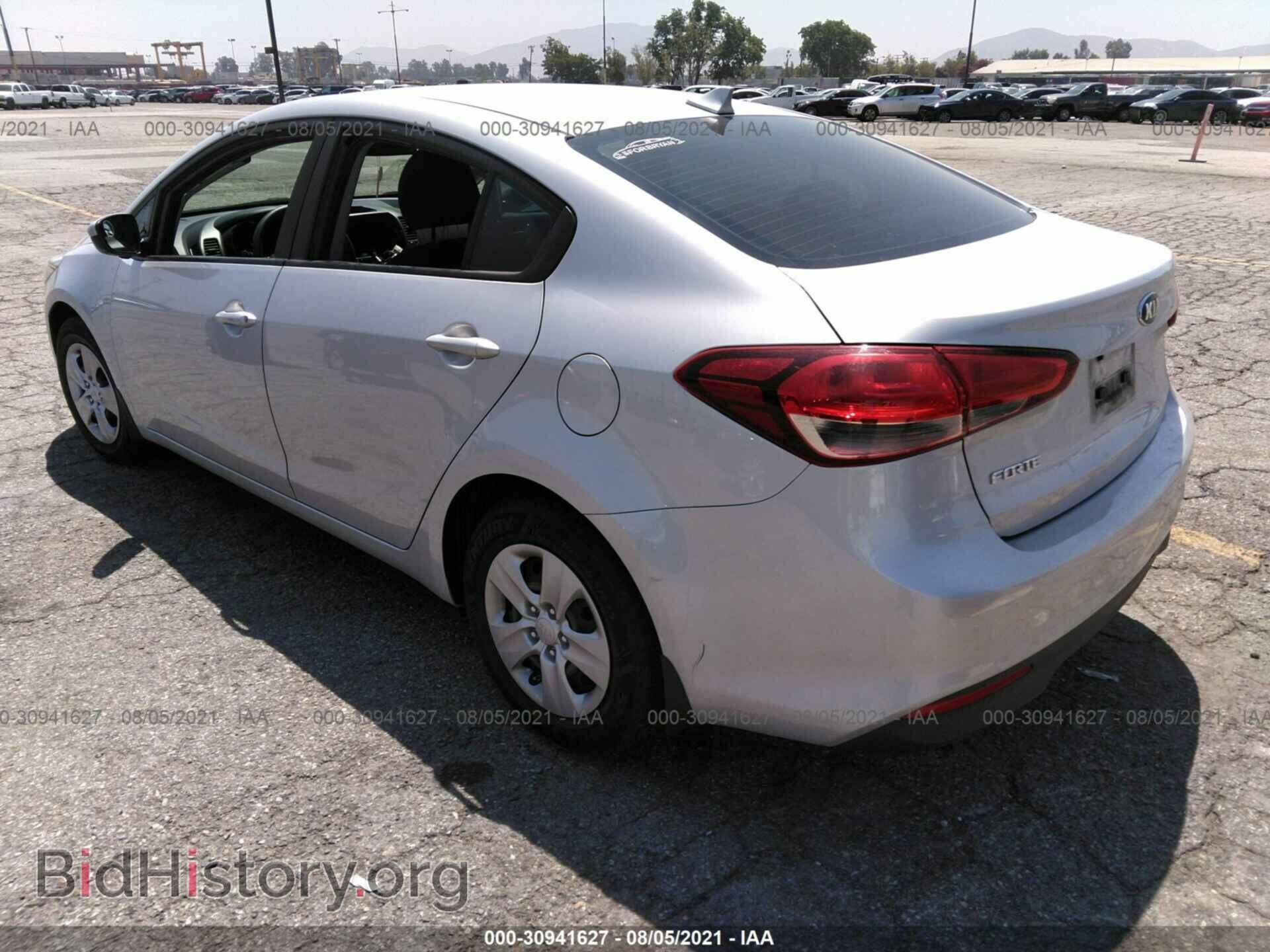2017 KIA FORTE - VIN: 3KPFK4A71HE113577 - Photo 3