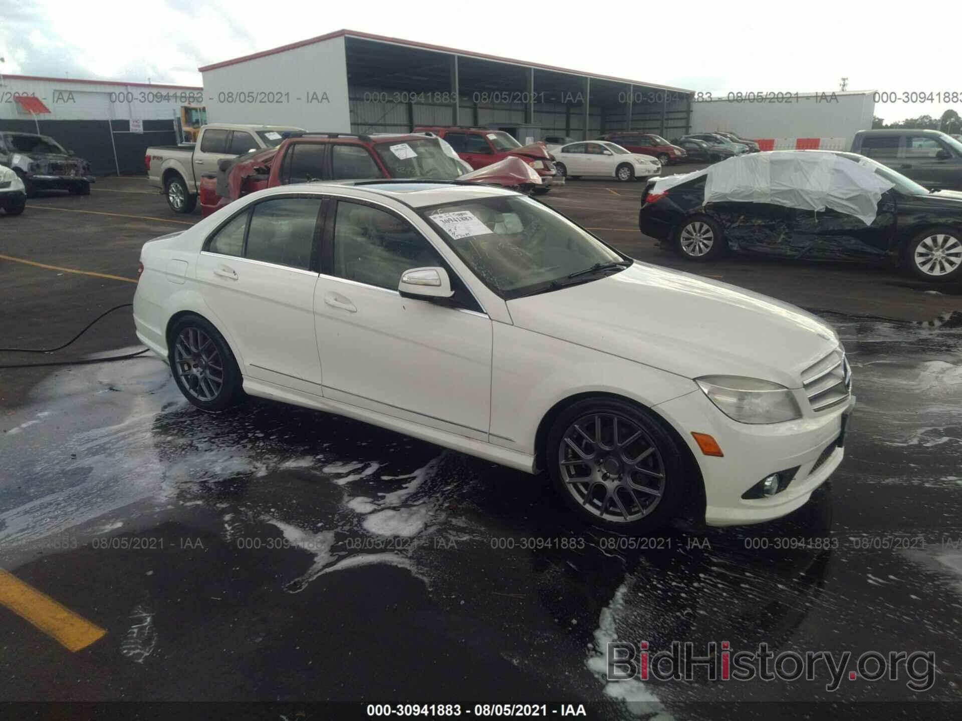 Photo WDDGF54X79R058333 - MERCEDES-BENZ C-CLASS 2009